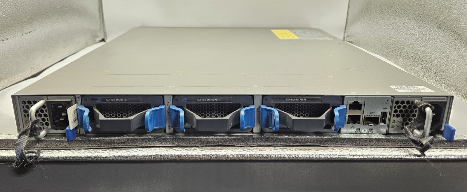 Cisco Nexus 9336C 36-Port 100GB QSFP28 Network Switch w/2x PSU N9K-C9336C-FX23
