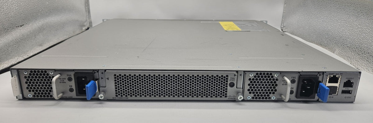 Cisco Nexus 3064PQ 48-Port SFP+ & 4-Port QSFP+ Network Switch N3K-C3064PQ-10GX3