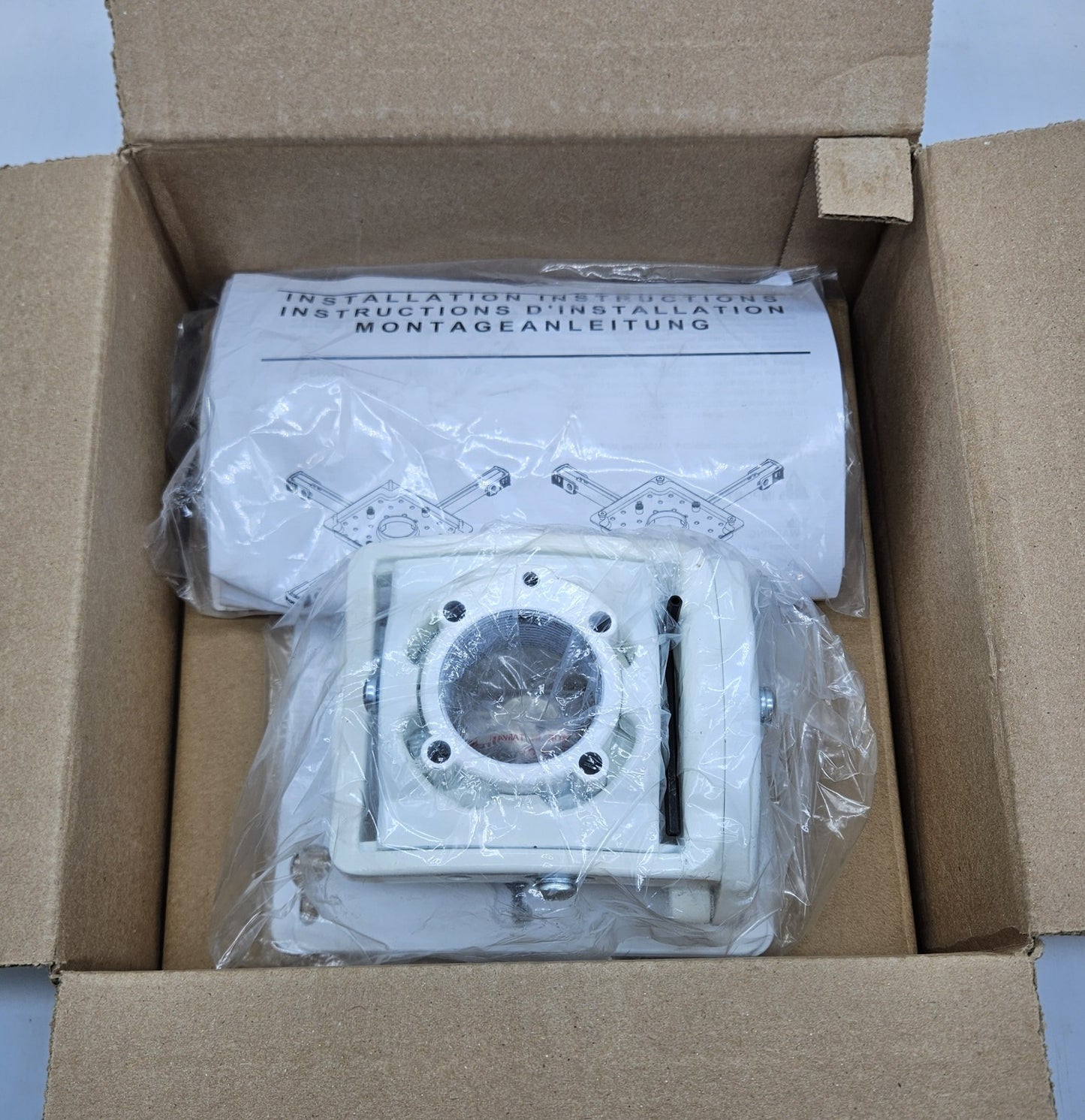 NEW OPEN BOX Chief Universal SpeedConnect Projector Ceiling Mount (White) RPMAUW1