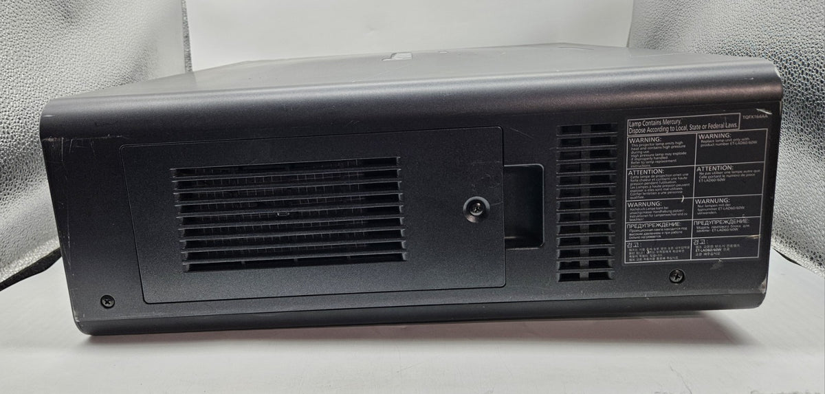 Panasonic WUXGA DLP 6000 Lumens Projector 144 Lamp Hours (Clean Image) READ3