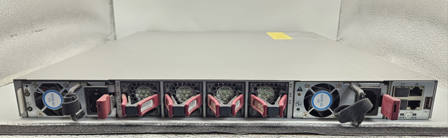 Cisco Nexus 9266C 36-Port 100GB QSFP28 Network Switch w/2x PSU(Red) N9K-C9236C3