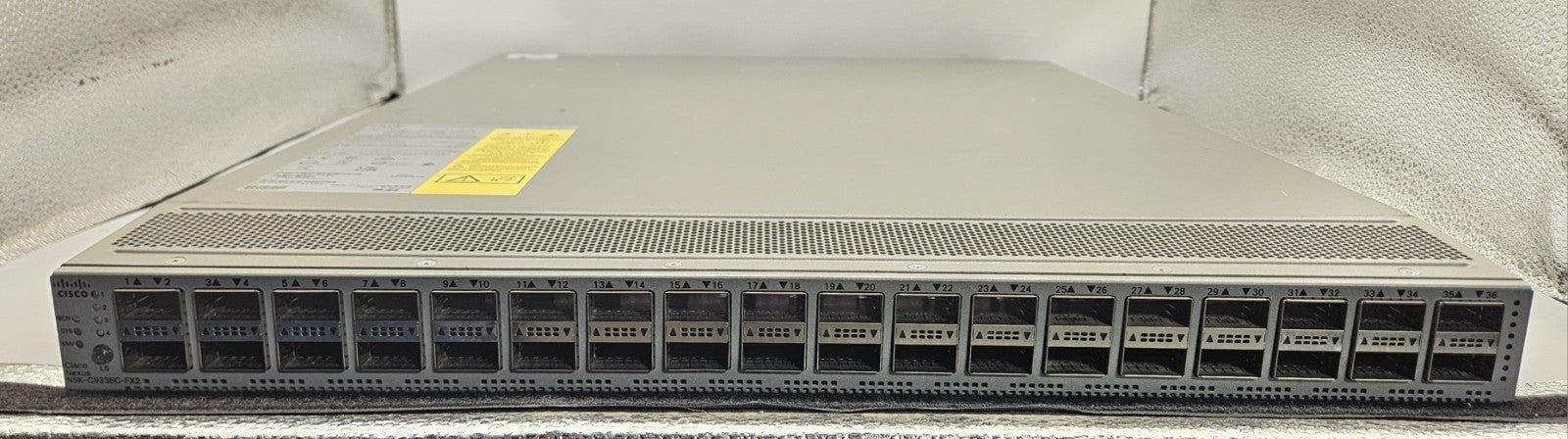 Cisco Nexus 9336C 36-Port 100GB QSFP28 Network Switch w/2x PSU N9K-C9336C-FX21