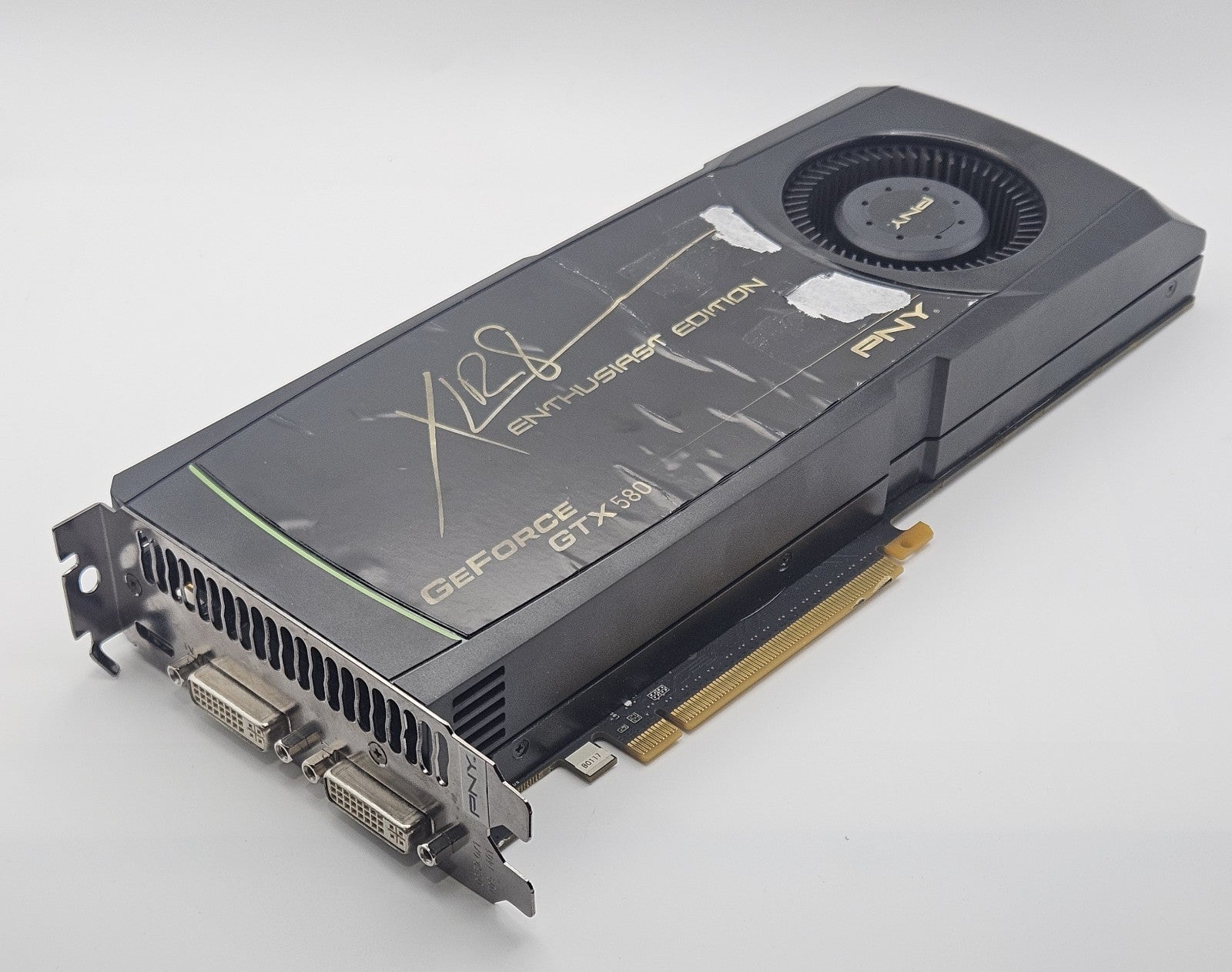 PNY XLR8 GeForce GTX 580 1.5GB GDDR5 PCI-E 2.0 x16 Video Graphics Card0