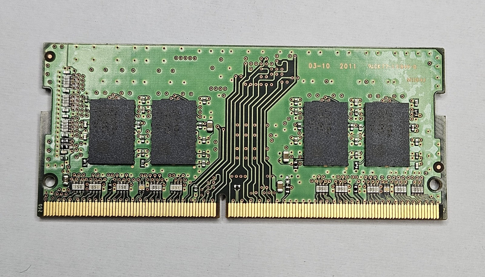 Samsung 8GB PC4-21300 DDR4-2666MHz 260-Pin SoDimm Laptop Memory M471A1K43CB1-CTD1
