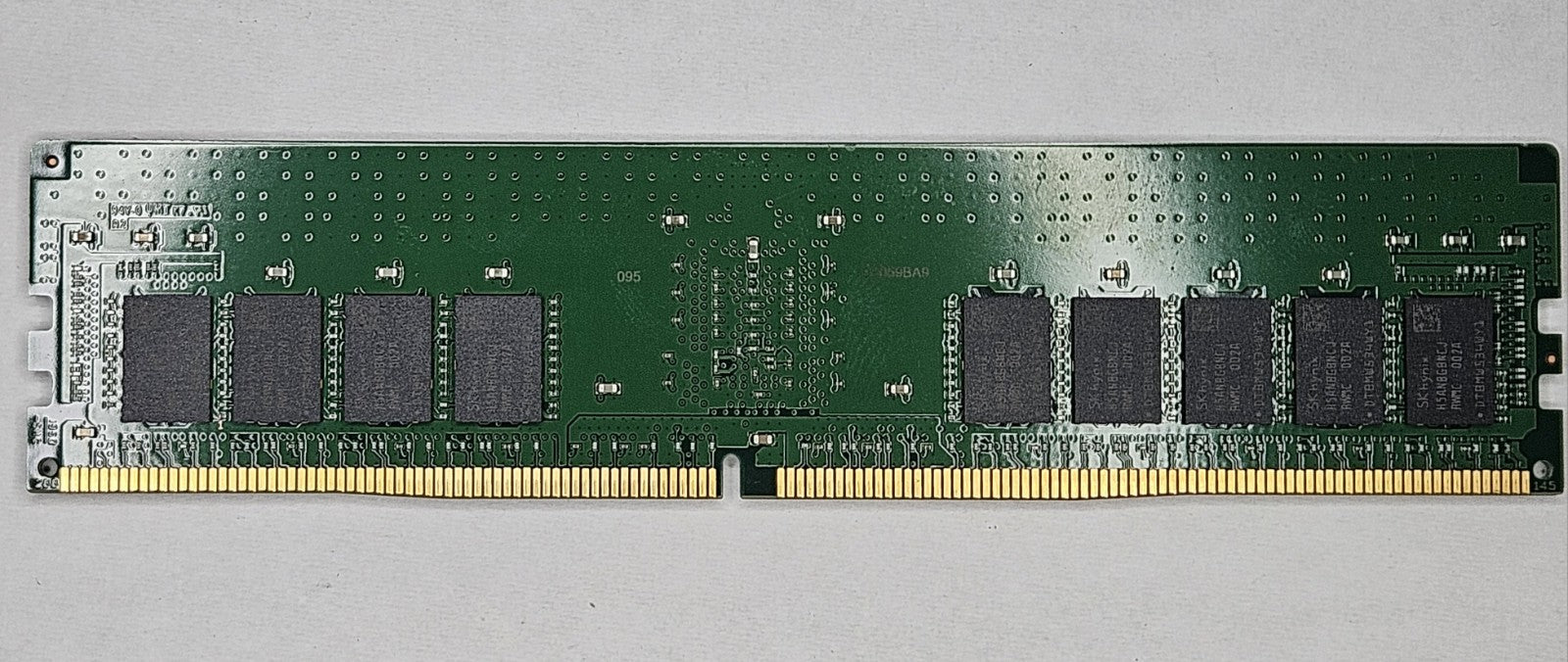 Hynix 16GB PC4-23400 DDR4-2933MHz ECC REG 288-Pin Server RAM HMA82GR7CJR8N-WM1