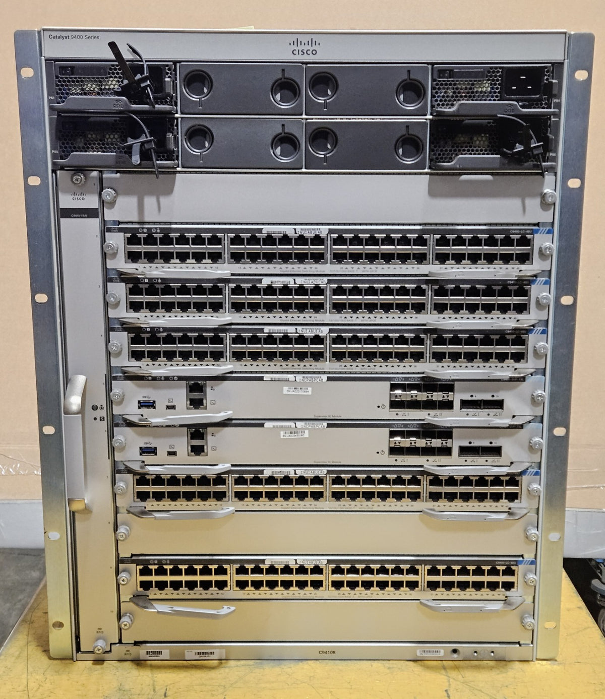 Cisco Catalyst C9400 10-Slot Network Switch w/ 5x C9400-LC-48U 2x SUP-1XL C4910R0