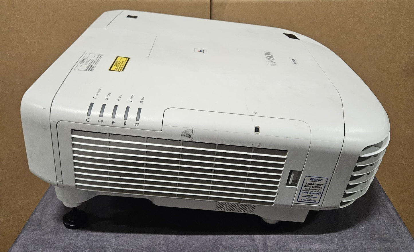 Laser WUXGA 3LCD 8000 Lumens Projector 4171 Hours (Green Spot) PRO L1300U3
