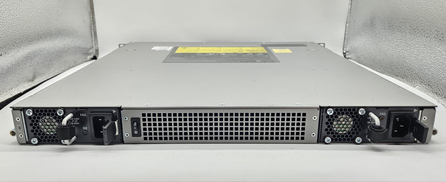 Cisco 2-10Gb & 6-1Gb SFP Aggregation Services Router w/ Licenses ASR1001-X3
