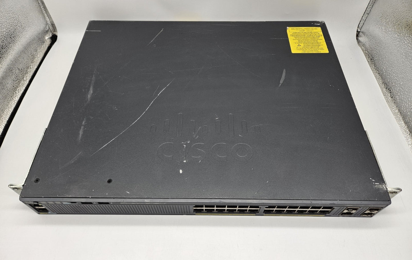 Cisco Catalyst 2960X 24-Port PoE+ GbE 4-Port SFP Network Switch WS-C2960X-24PS-L2