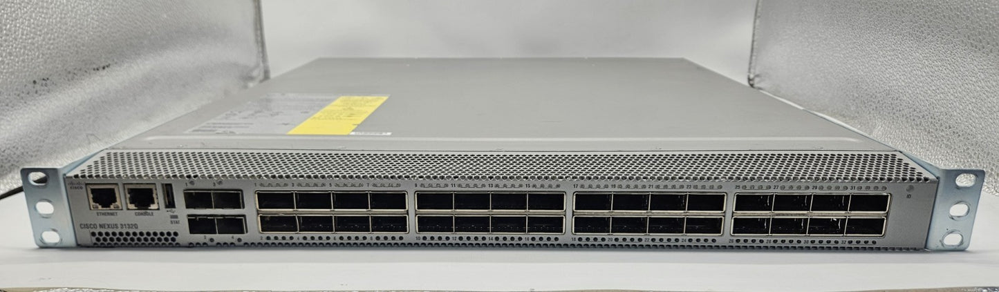 Cisco Nexus 3132Q 32-Port QFSP+ & 4-SFP+ Network Switch LAN ENT N3K-C3132Q-40GE1