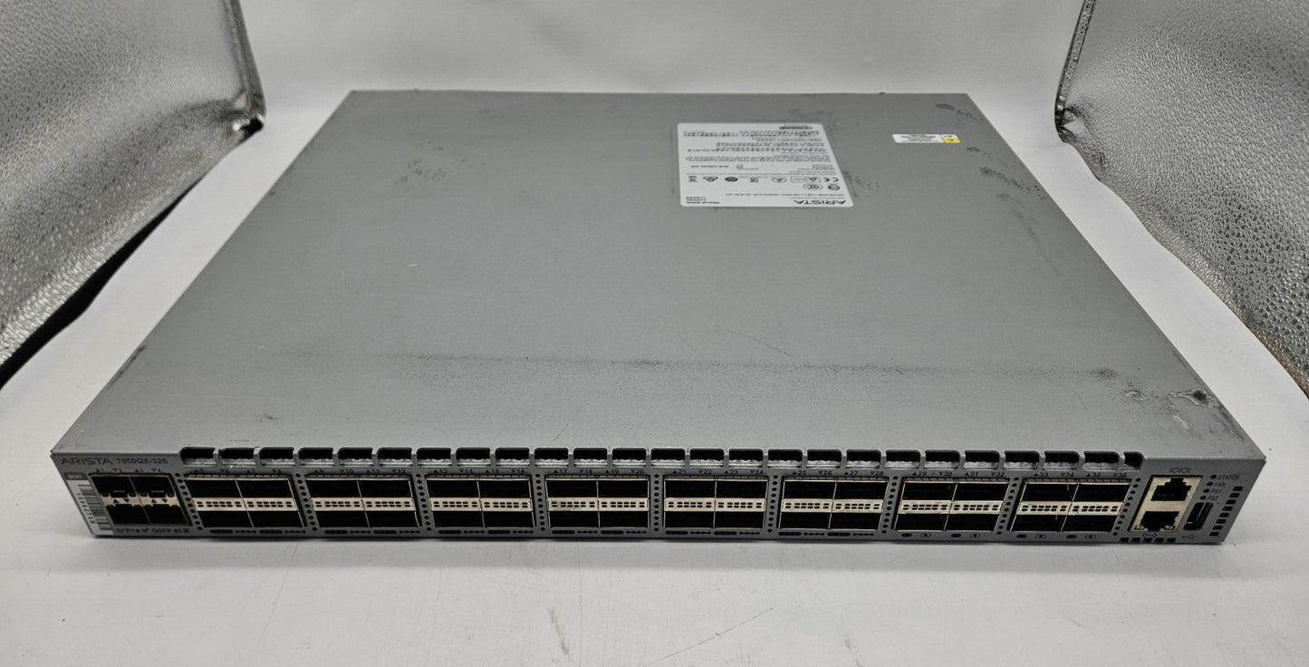 Arista 32-Port 40Gb QSFP+ & 4-Port 10Gb SFP+ Network Switch DCS-7050QX-32S B-F0