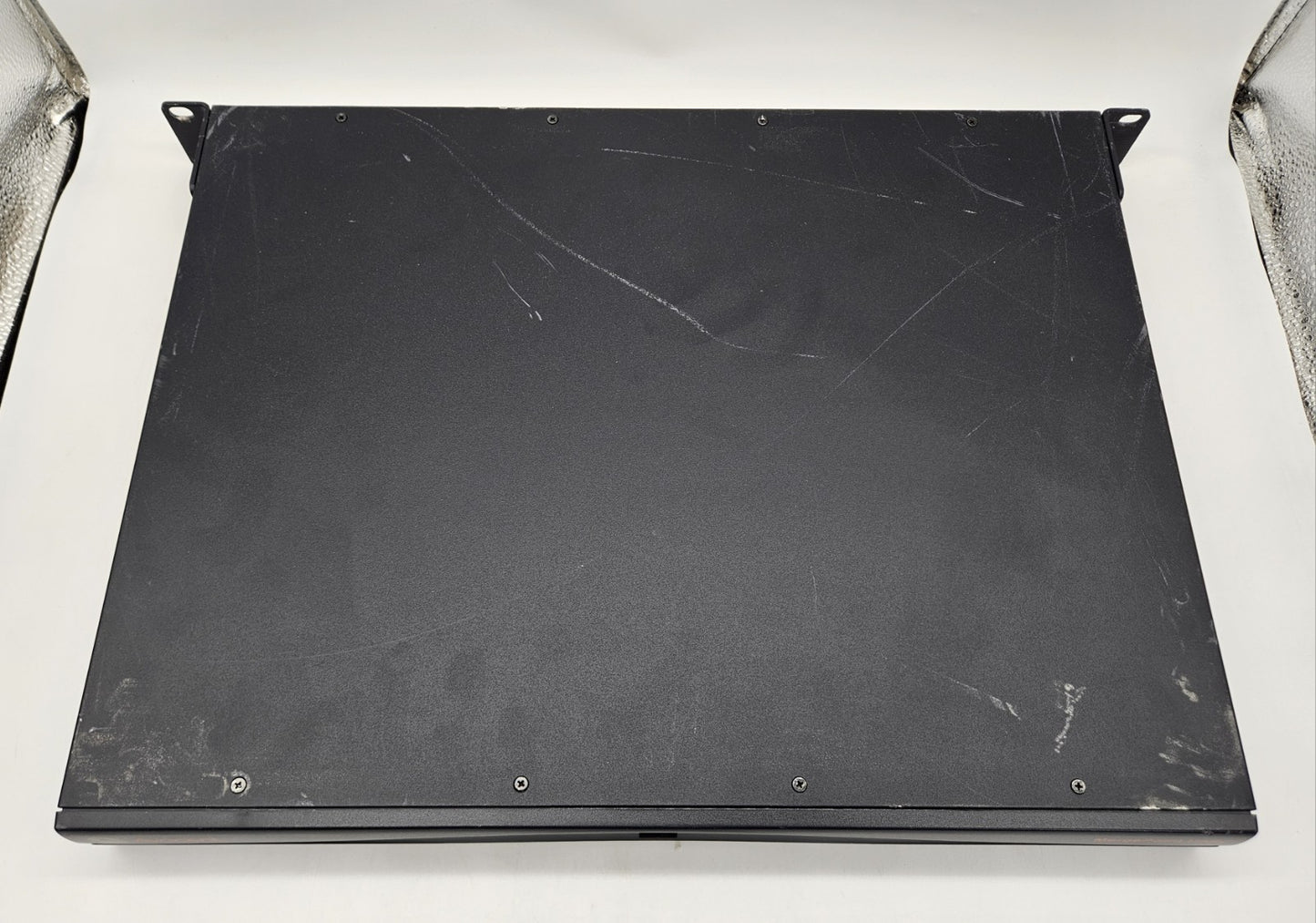 Avocent MergePoint Unity 2032 32-Port KVM Over IP Console Switch MPU20321