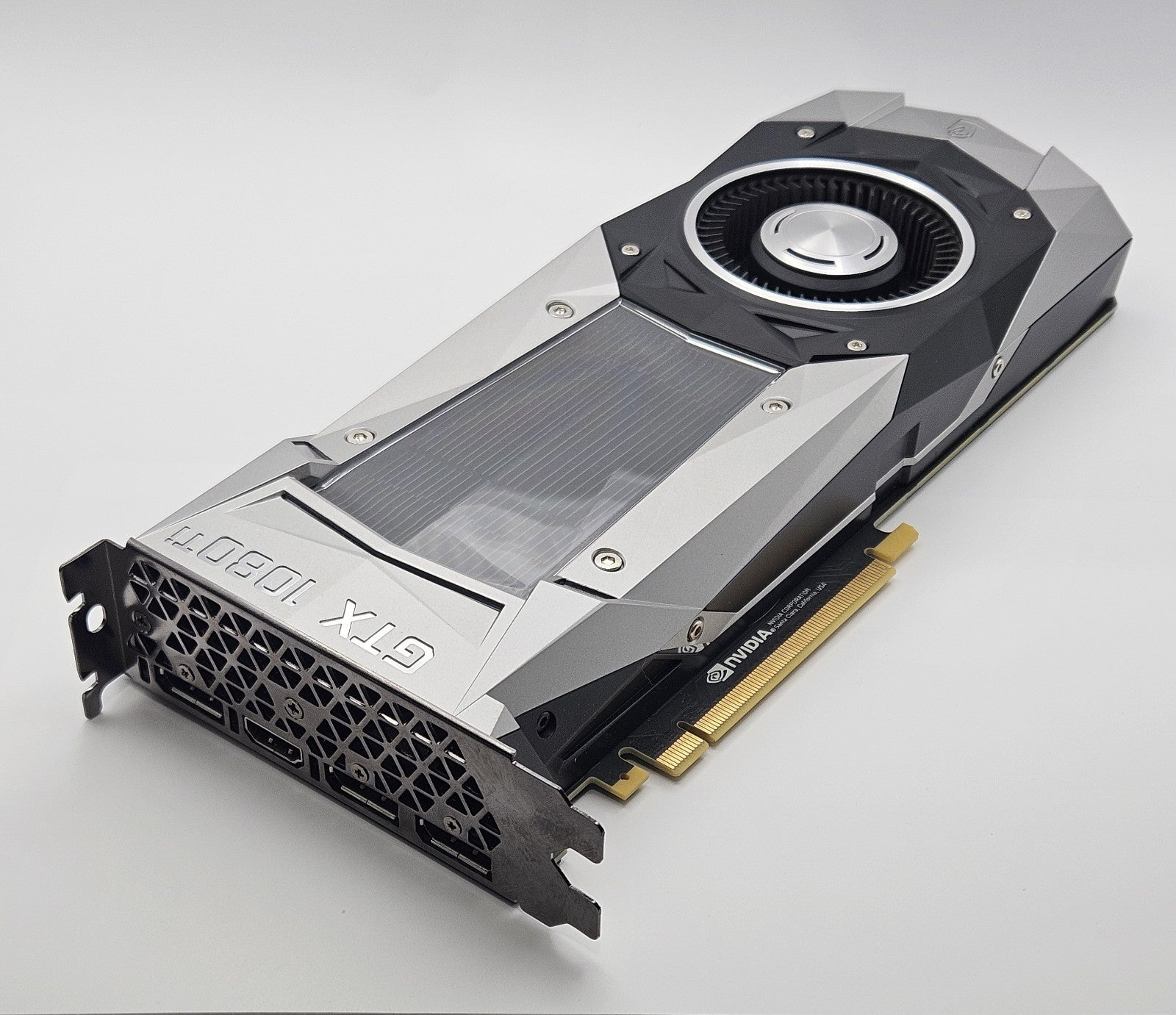 Nvidia GeForce GTX 1080 Ti Founders Edition 11GB GDDR5X Graphics Card0