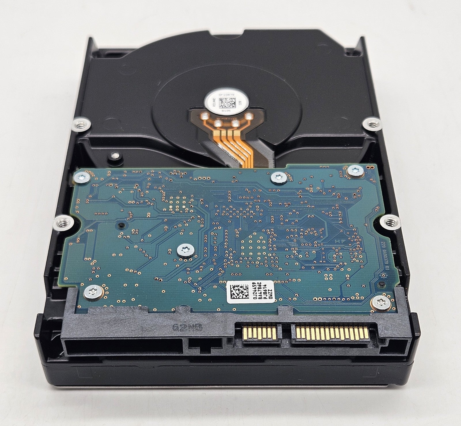 Hitachi Deskstar NAS 3TB 7.2kRPM SATA 6Gbps 64MB 3.5" Hard Drive HDN724030ALE6402