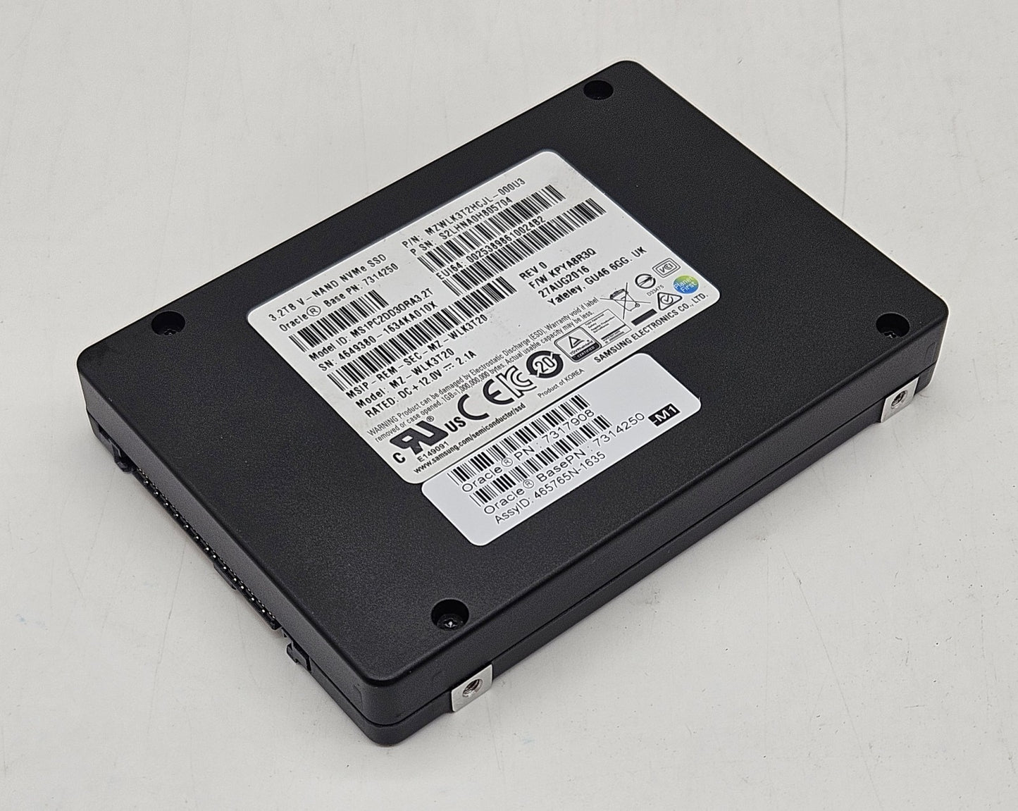Samsung MZ-WLK3T20 PM1725  3.2TB TLC PCI-E 3.0 x4 NVMe U.2 2.5" SSD0