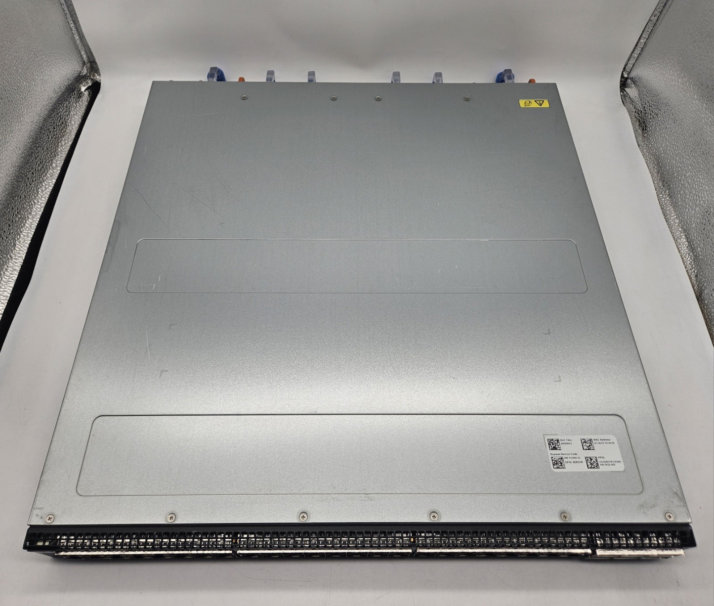 DELL EMC S5148F 48-Port 25G SFP & 6-Port QSFP Network Switch Blue S5148F-ON OS102