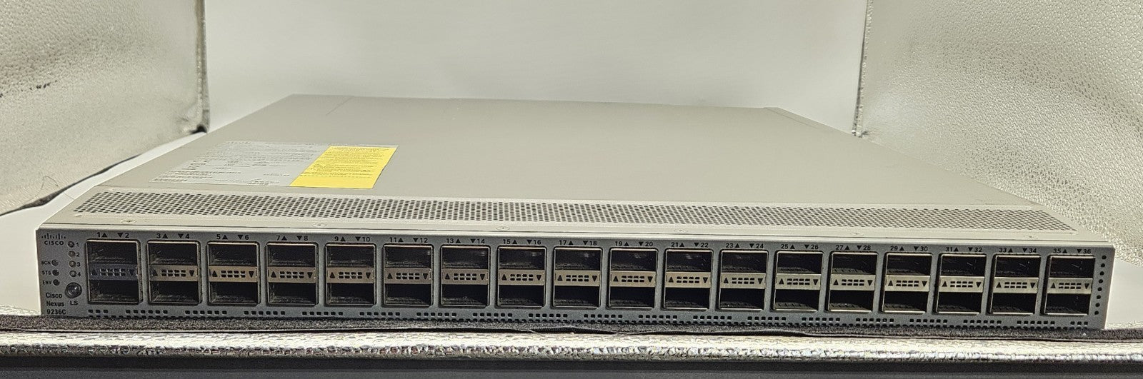 Cisco Nexus 9266C 36-Port 100GB QSFP28 Network Switch w/2x PSU(Blue) N9K-C9236C1