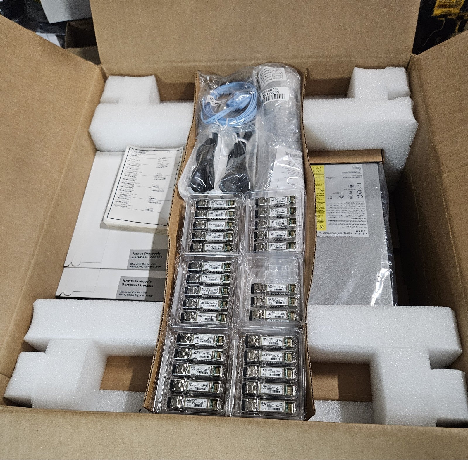 NEW Cisco Nexus 3548-X 48-Port SFP+ Switch w/ 2x PSU & 48x SFP  N3K-C3548P-10GX1