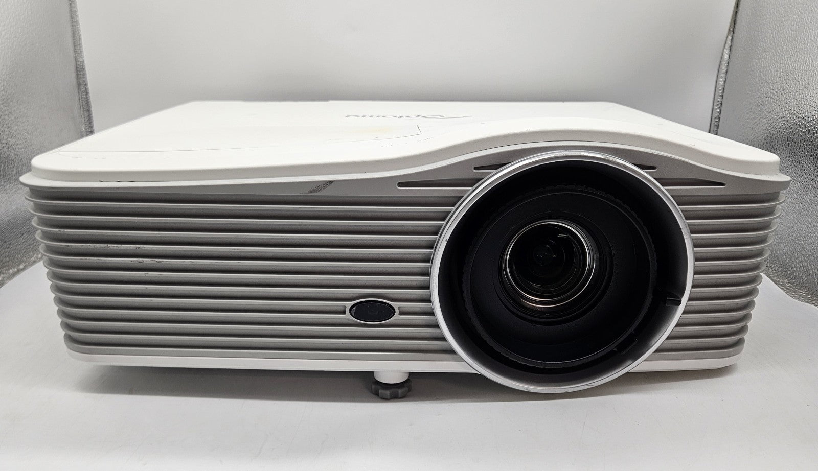 Optoma 5500 Lumems 1080p DLP Full 3D Projector 379 Hours (Clean Image) EH515T1