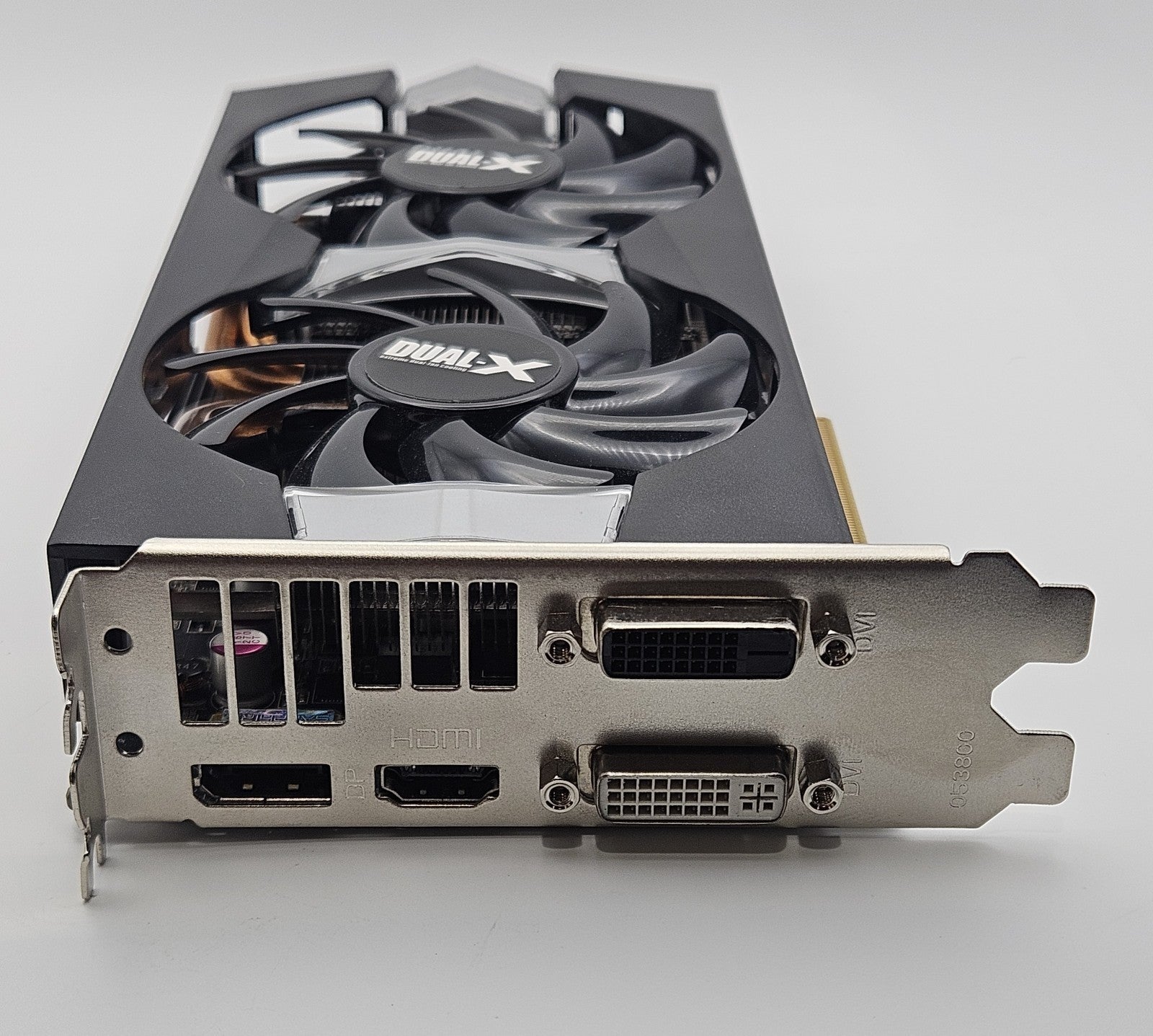 Sapphire Radeon R9 270 Dual-X 2GB GDDR5 PCI-E 3.0 x16 Video Graphics Card 1