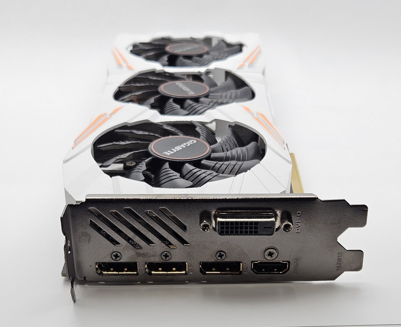 Gigabyte GeForce GTX 1080 Ti OC Gaming 11GB GDDR5X Graphics Card GV-N108TGAMING1