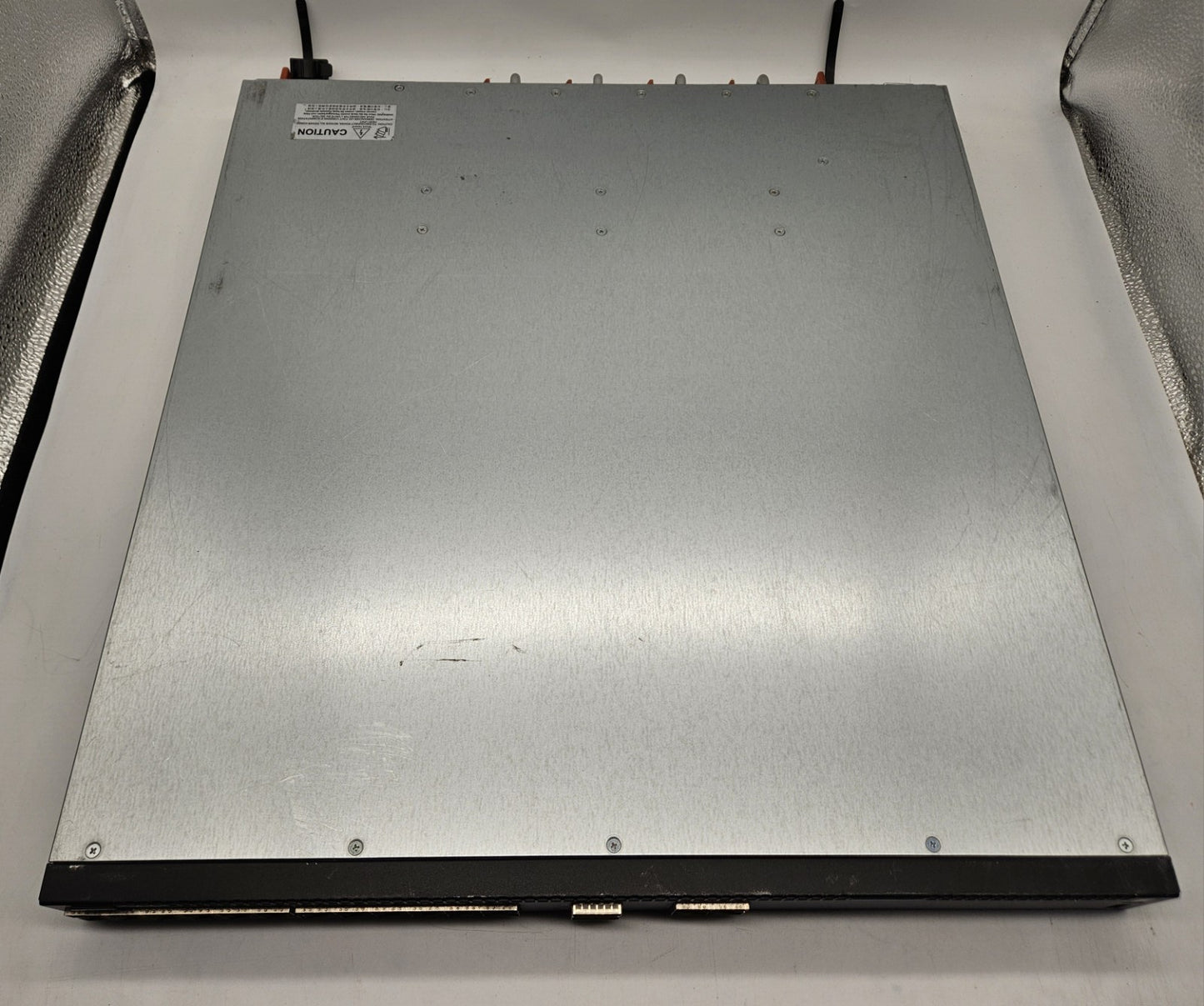 Dell 28-Port 10Gb SFP+ 2-Port 100Gb QSFP28 Network Switch OS10 w/2x PS S4128F-ON2