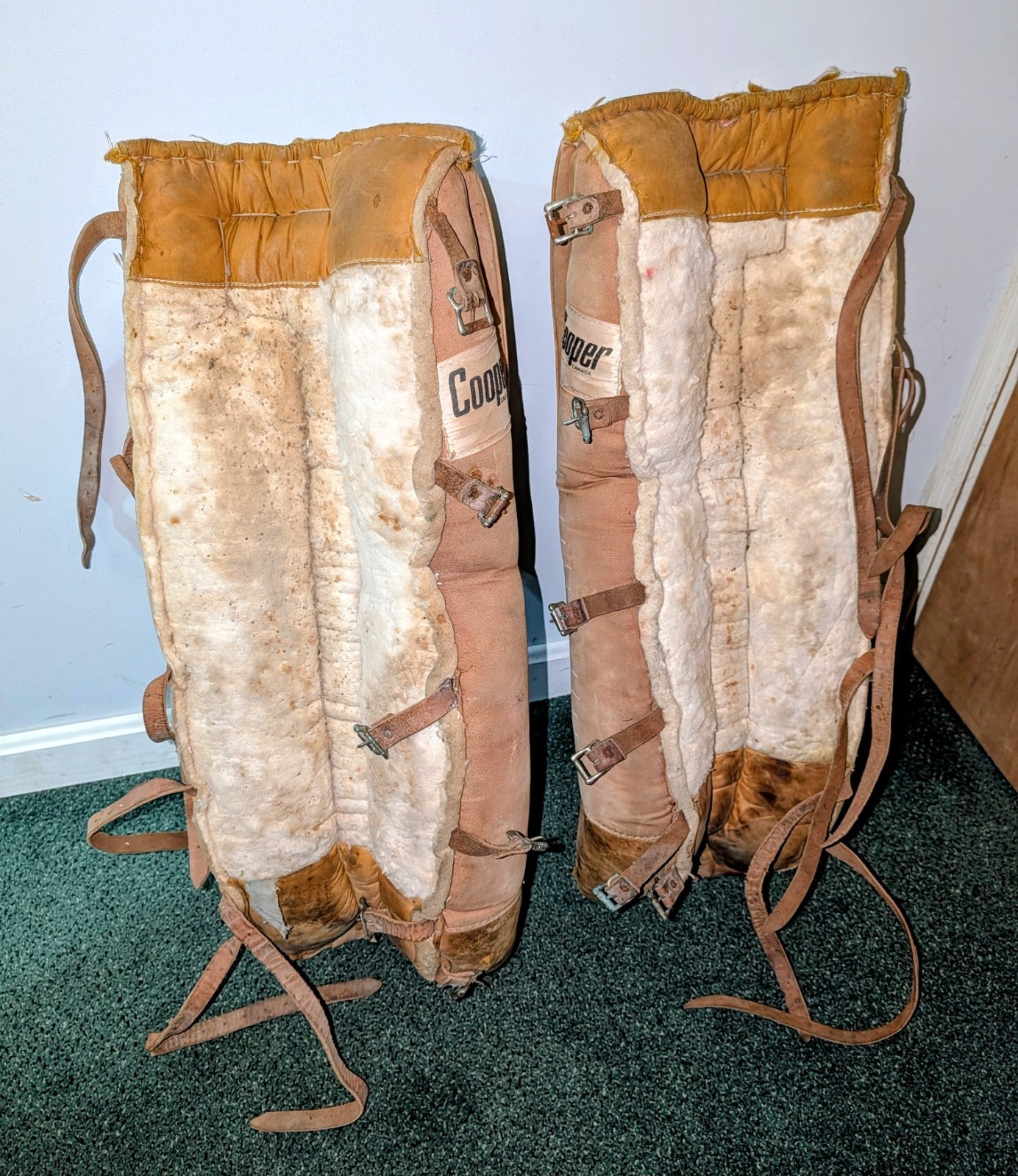 Vintage Goalie Leg Pads, Cooper GP 95L Superpro1