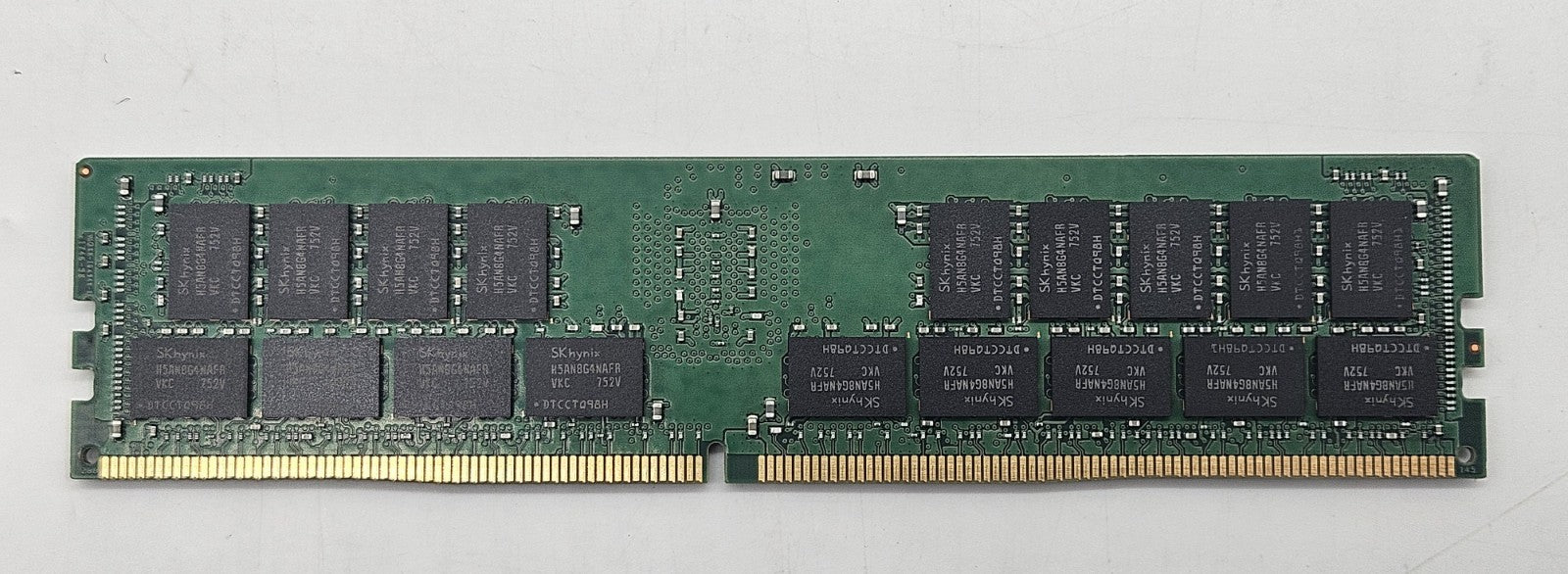 HP 32GB 2Rx4 PC4-21300 DDR4-2666MHz ECC REG 288-Pin Server Memory RAM 840758-0911