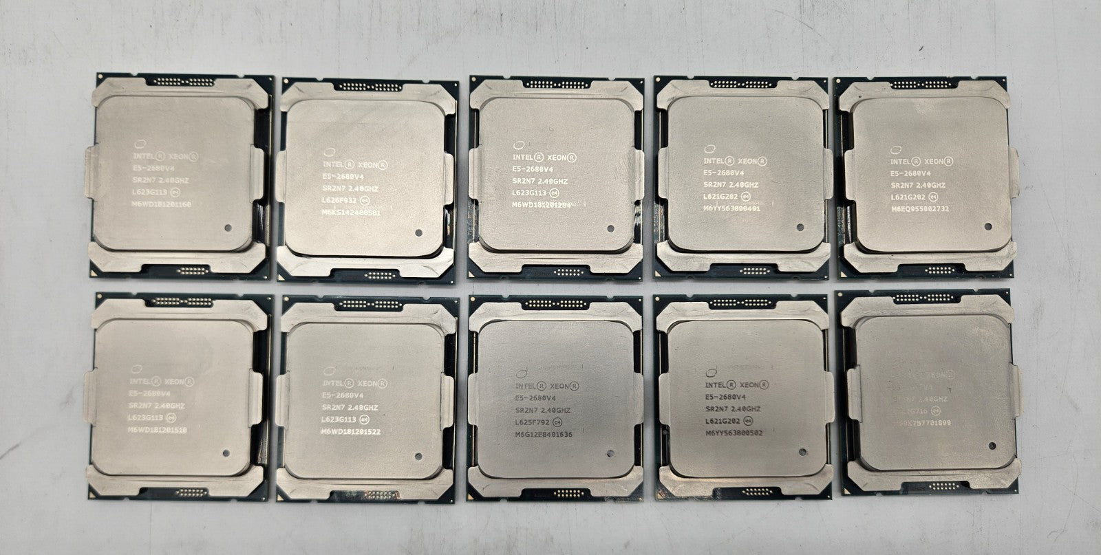 LOT OF 10 Intel Xeon E5-2680 v4 2.4GHz LGA2011-3 16-Core CPU Processor SR2N70