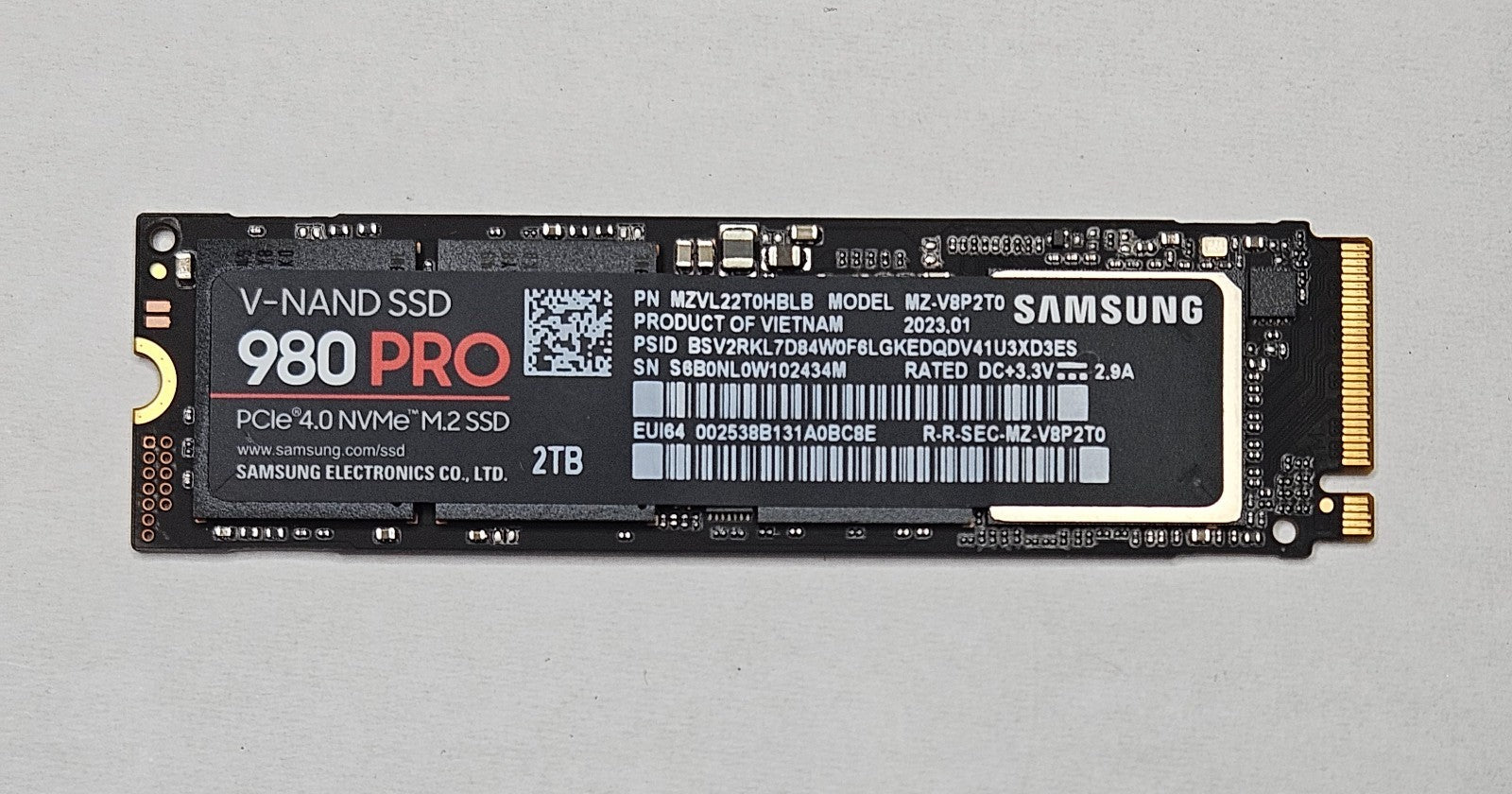 Samsung MZ-V8P2T0 980 Pro 2TB TLC PCIe 4.0 x4 NVMe M.2 2280 SSD MZVL22T0HBLB0
