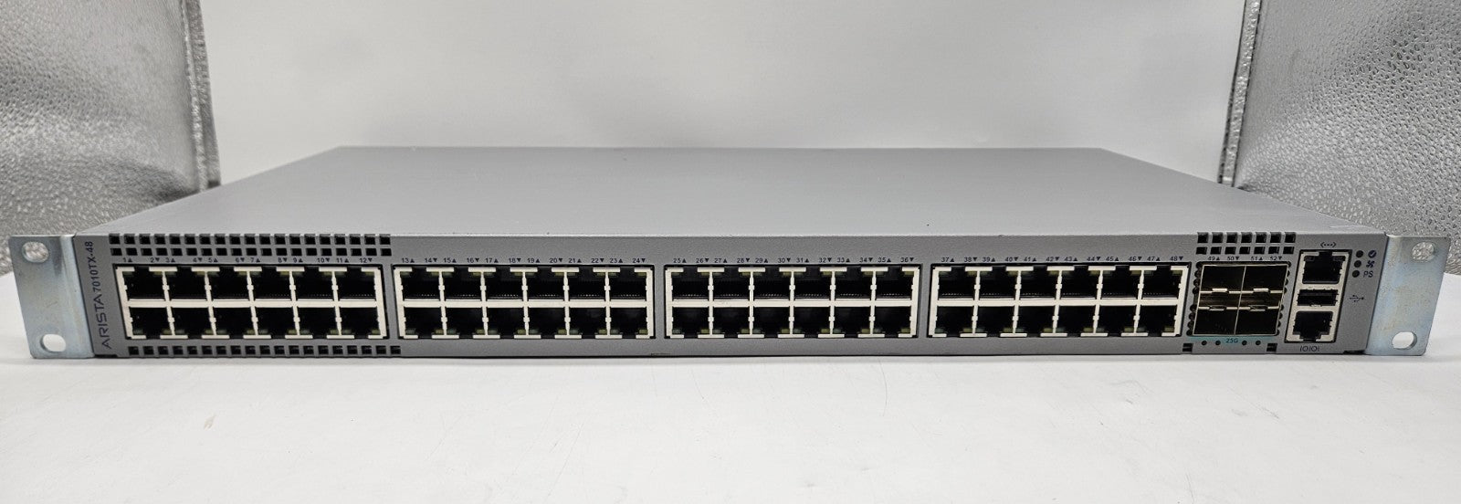 Arista 7010TX 48-Port 10GB Ethernet & 4-Port 25GB SFP Network Switch 7010TX-481