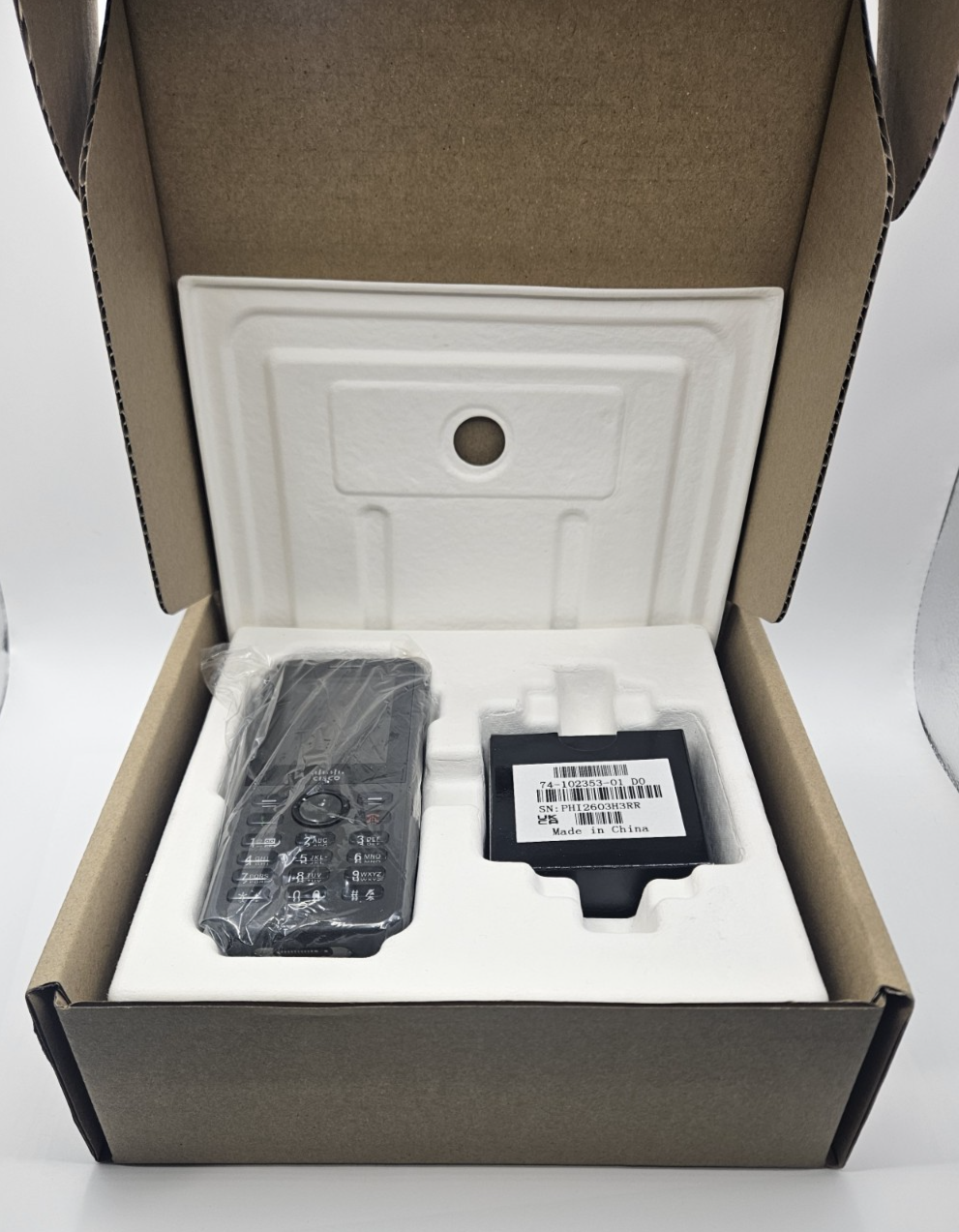 NEW Cisco Cisco Wireless IP Phone 8821 World mode CP-88211