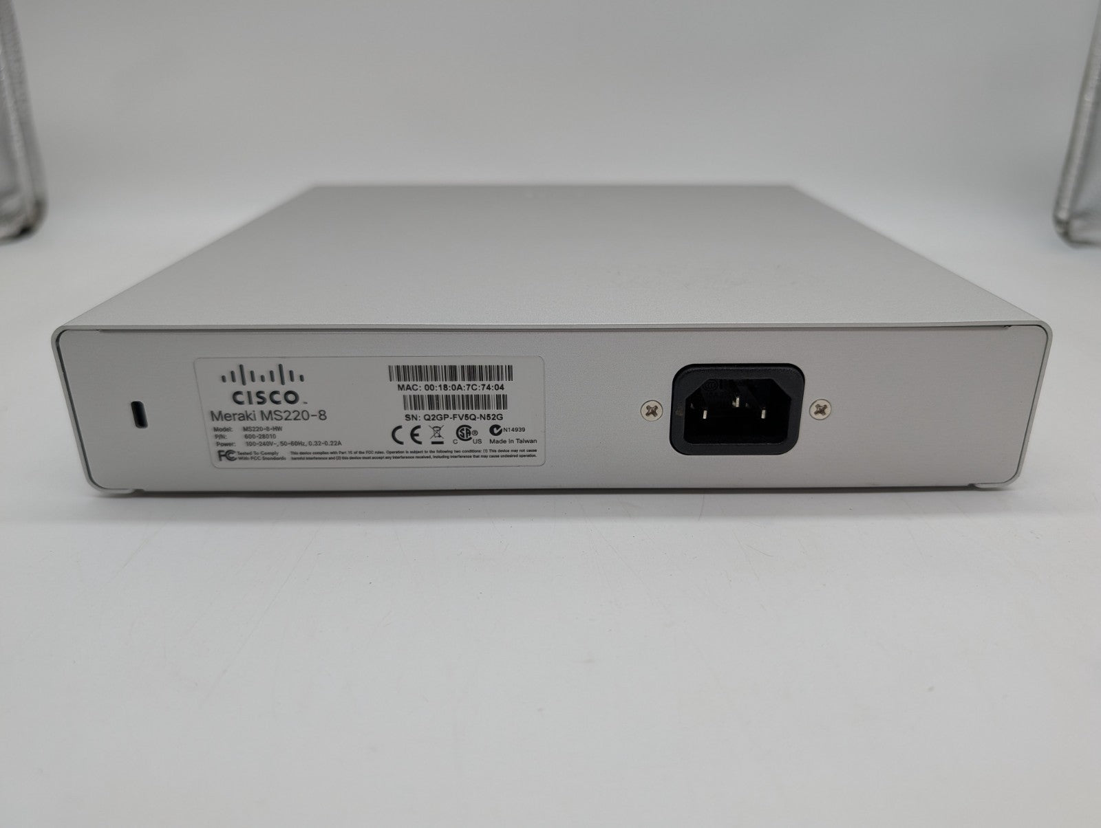 Cisco Meraki MS220-8 Ethernet 8 Port Cloud Mnaged Unclaimed Switch Original Box2