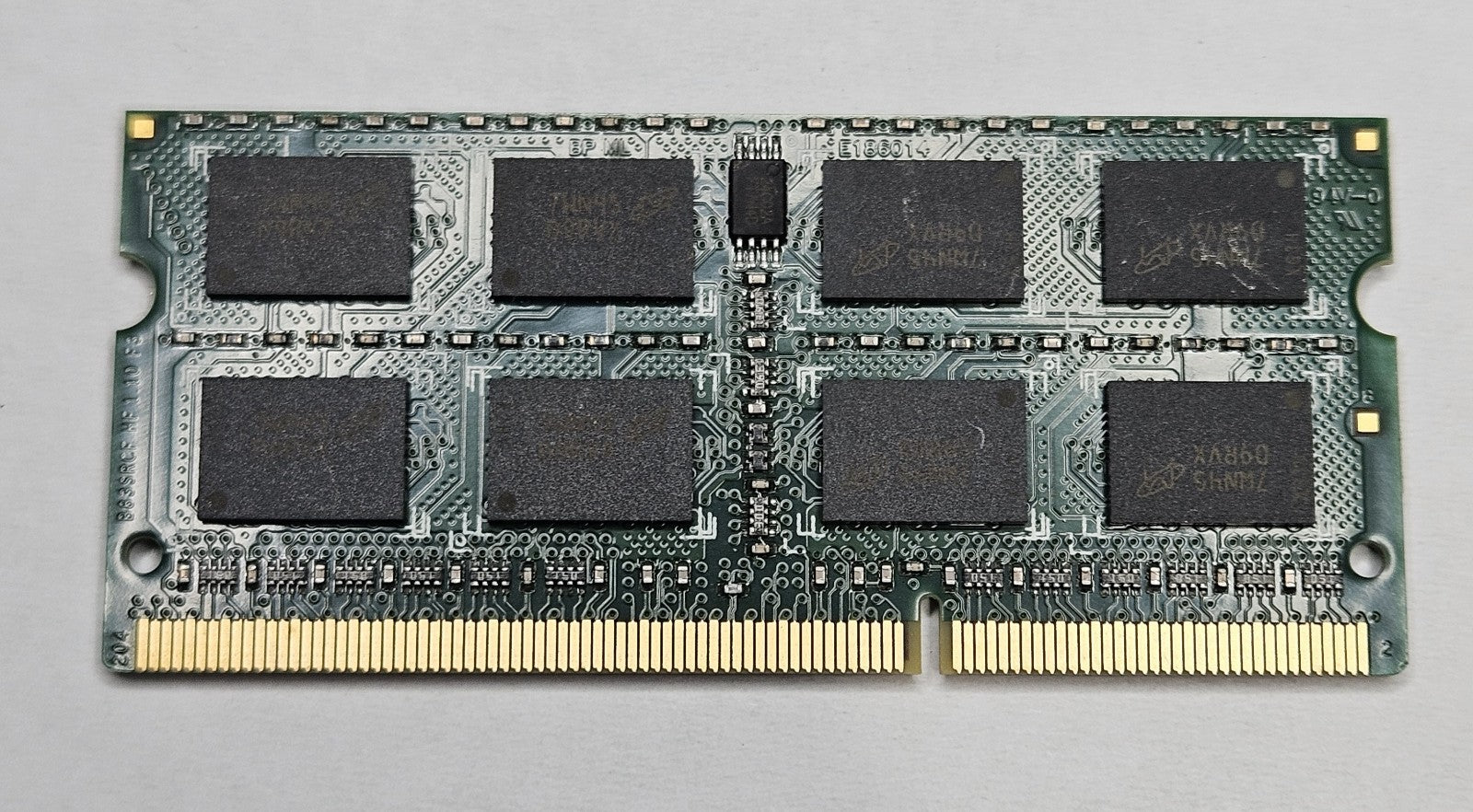 LOT OF 2 Crucial 8GB PC3-14900 DDR3-1866MHz SoDimm Laptop RAM CT102464BF186D2