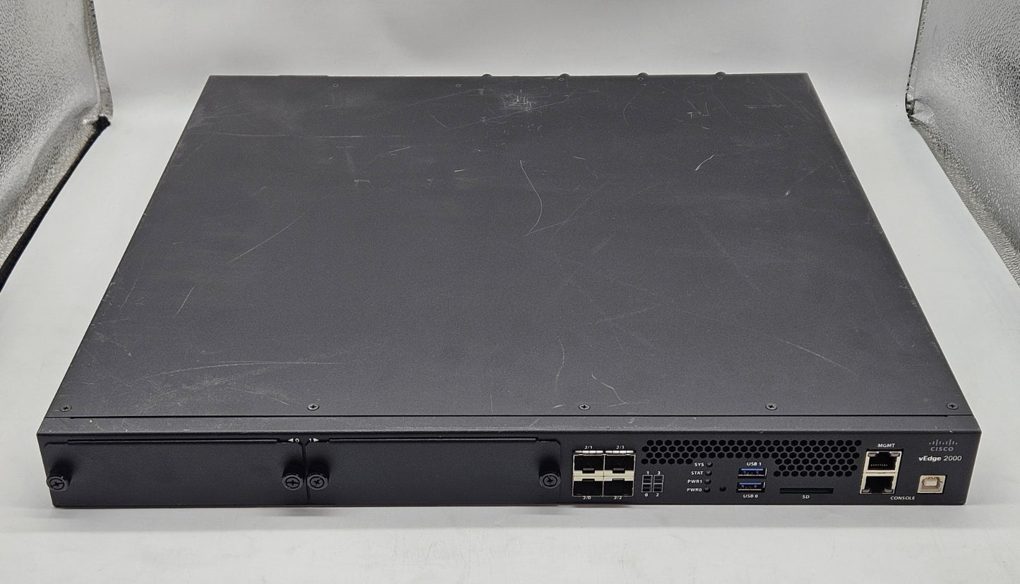 Cisco vEdge 2000 4-Port SFP Gigabit Router OS 20.90