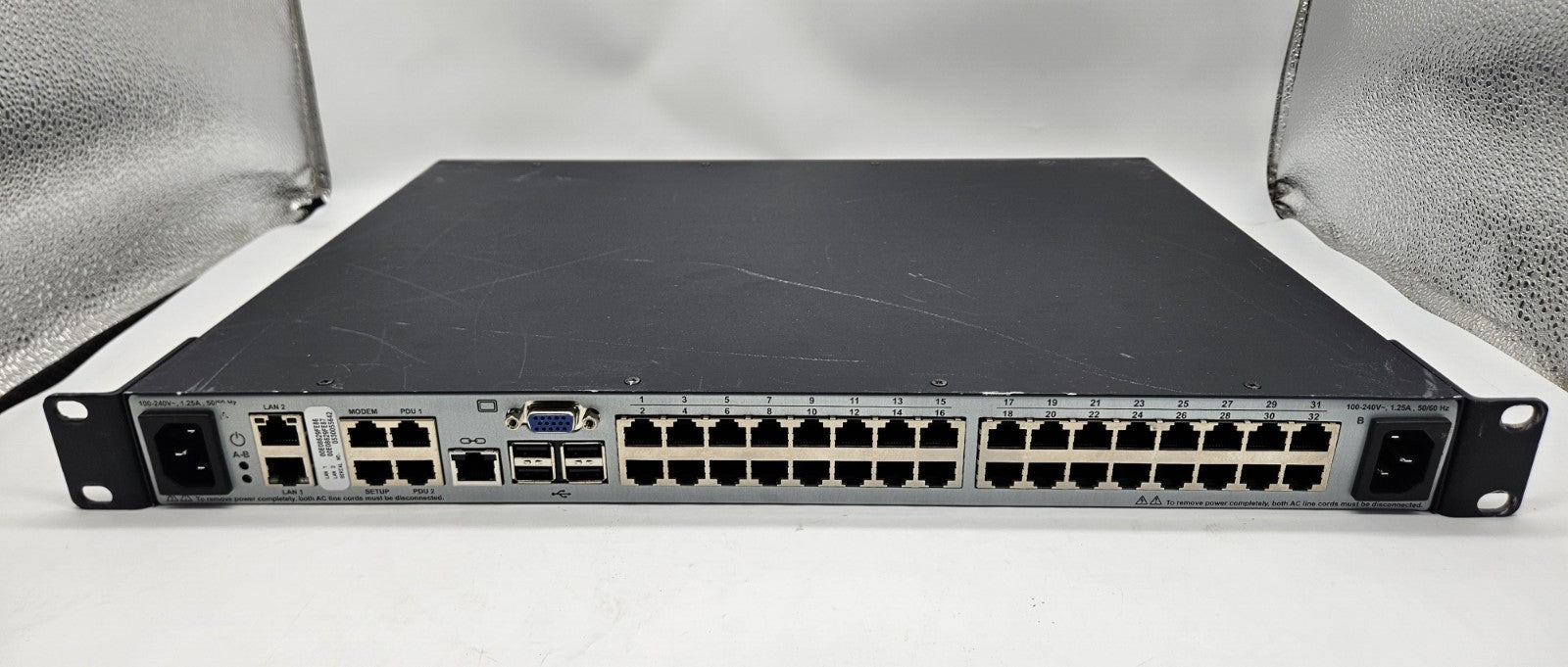 Avocent MergePoint Unity 2032 32-Port KVM Over IP Console Switch MPU20322