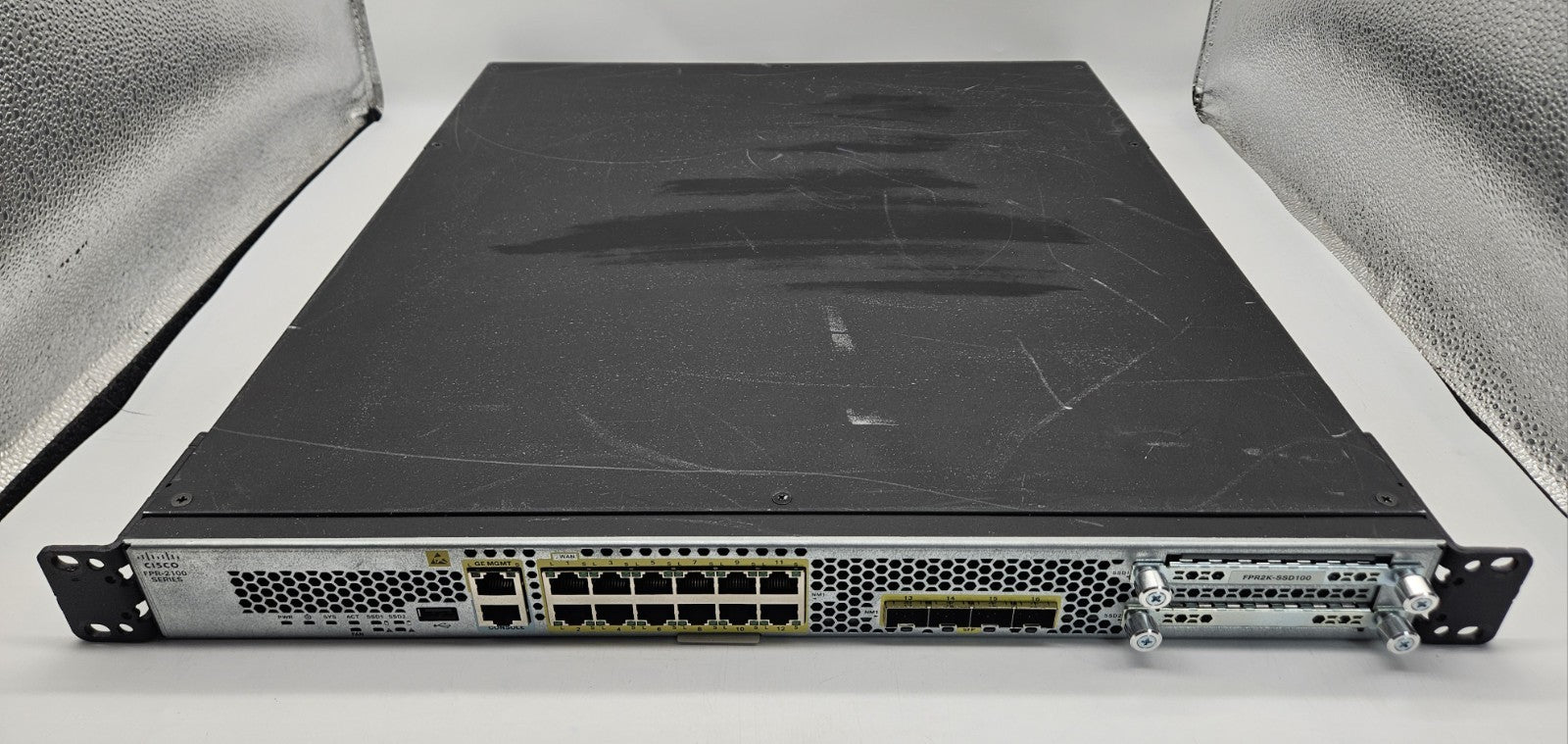 Cisco FirePower 2120 16-Port Security Appliance w/100G SSD FPR-2120 *READ0
