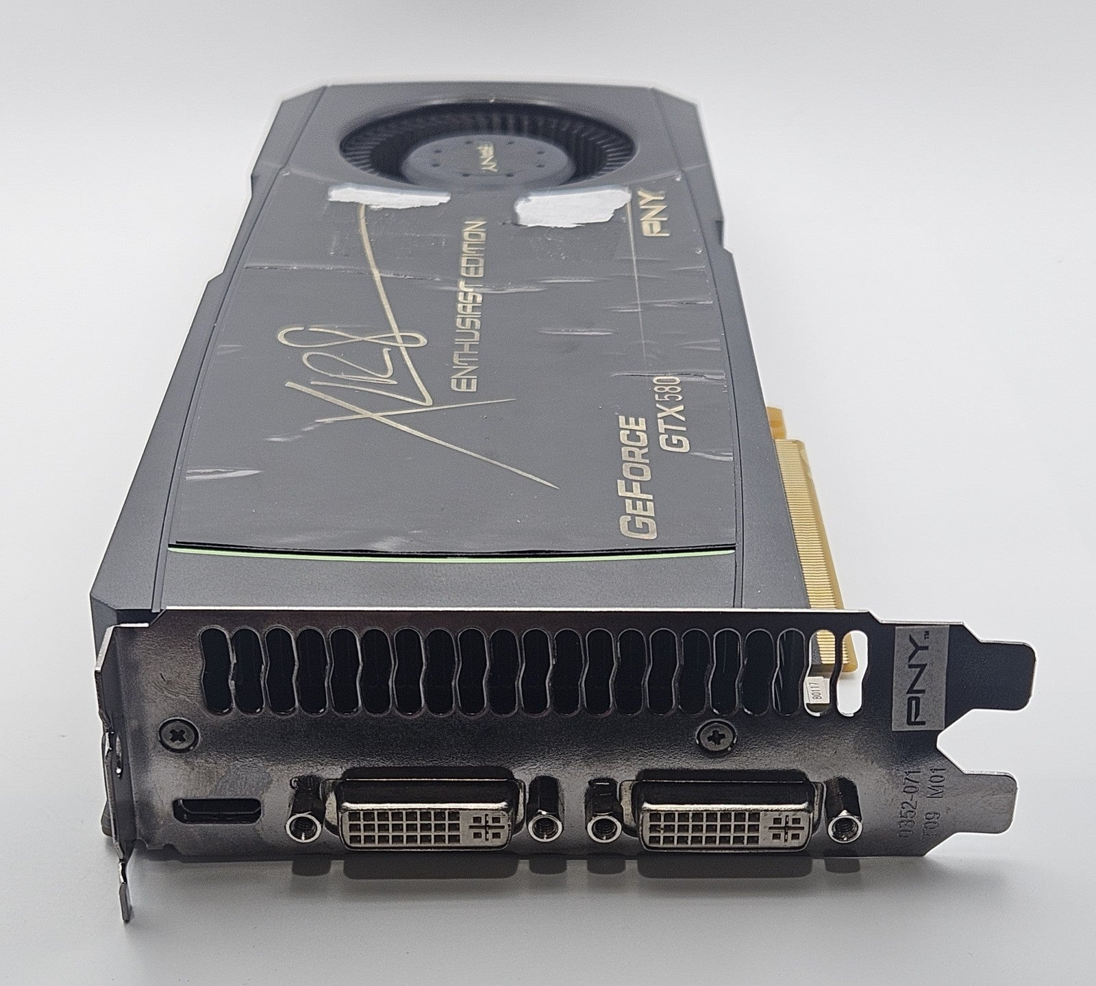 PNY XLR8 GeForce GTX 580 1.5GB GDDR5 PCI-E 2.0 x16 Video Graphics Card1
