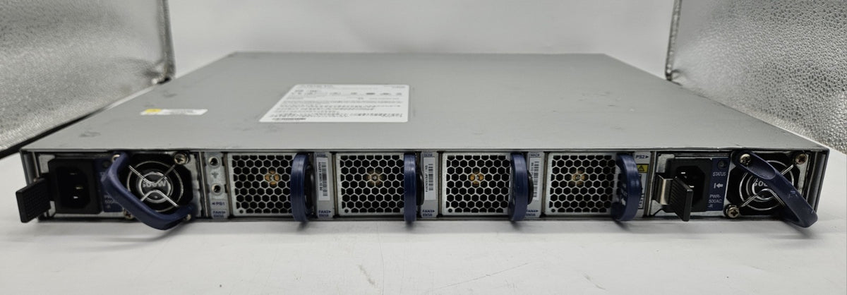 Arista 32-Port 40Gb QSFP+ & 4-Port 10Gb SFP+ Network Switch DCS-7050QX-32S-R3