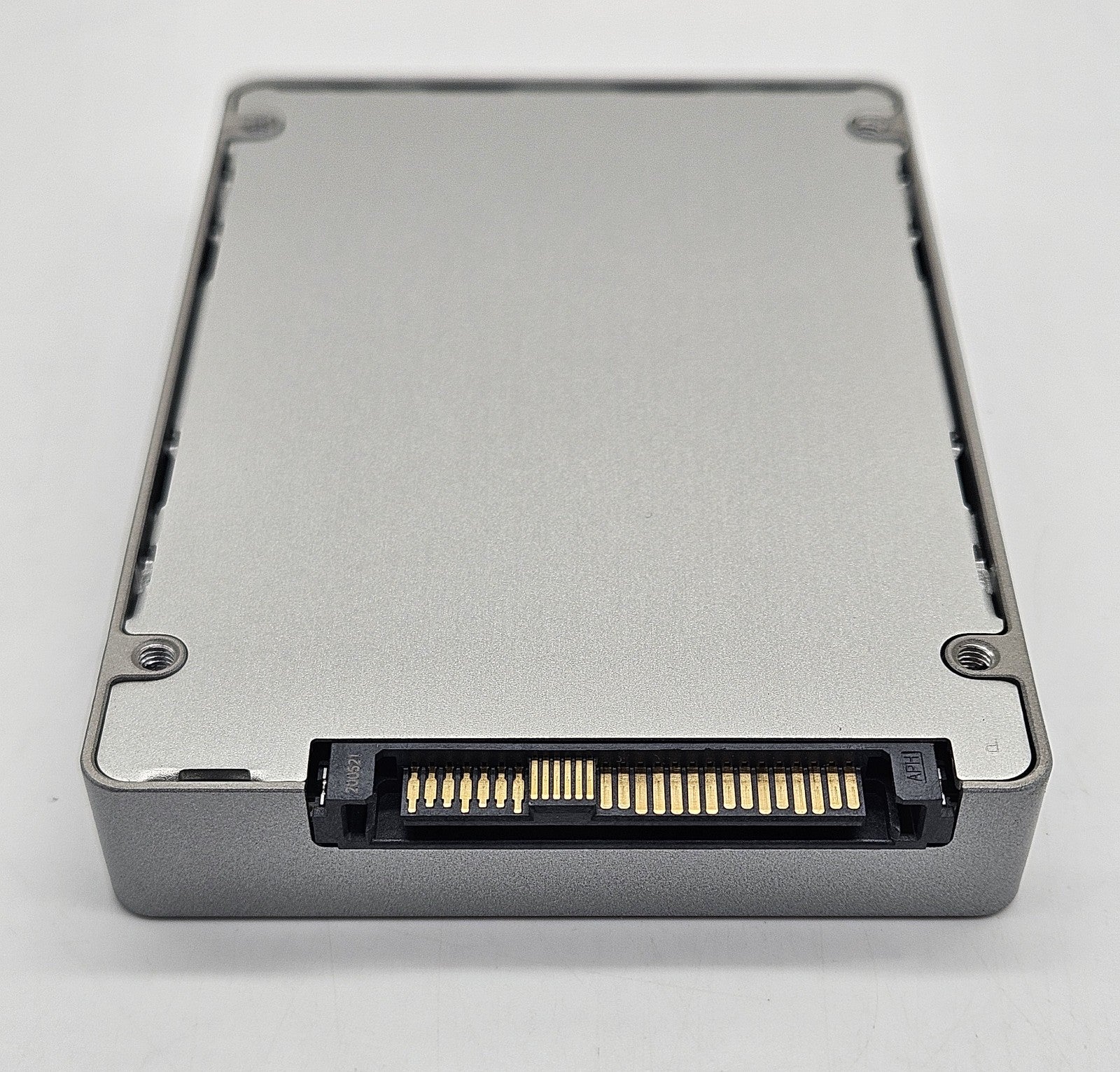 Hynix PE8010 960GB TLC Read Intensive PCIe 4x4 U.2 NVMe 2.5" SSD HFS960GECTX088N2