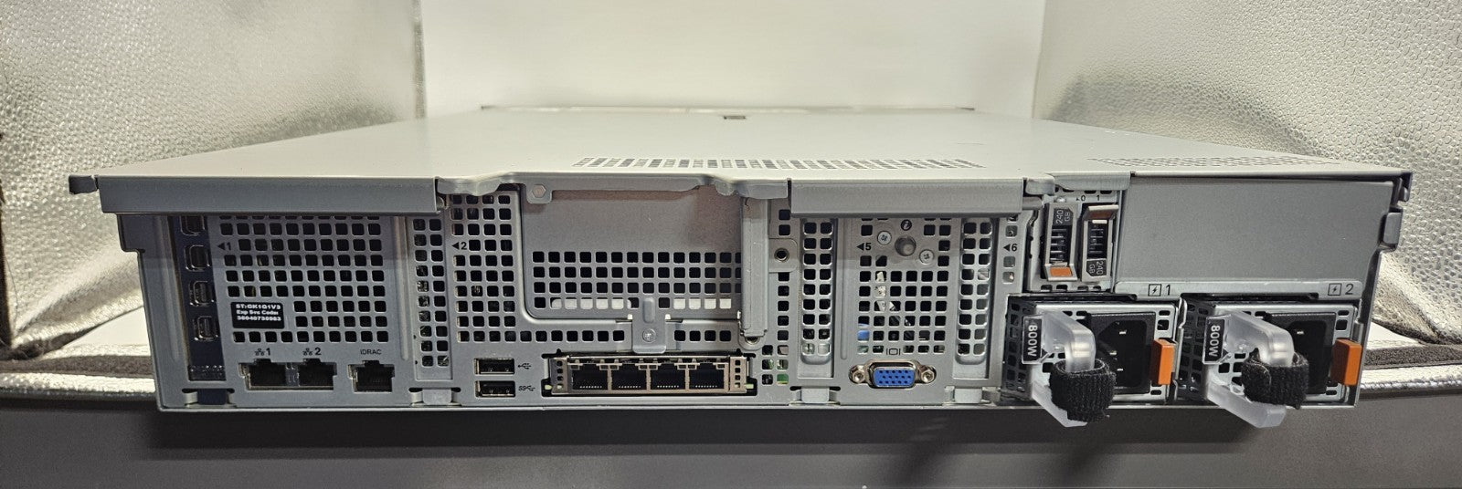 Dell PowerEdge R750xs Xeon 4309Y 16GB RAM 2x240G M.2 4x1.2TB 8x16TB HDD WinSVR194