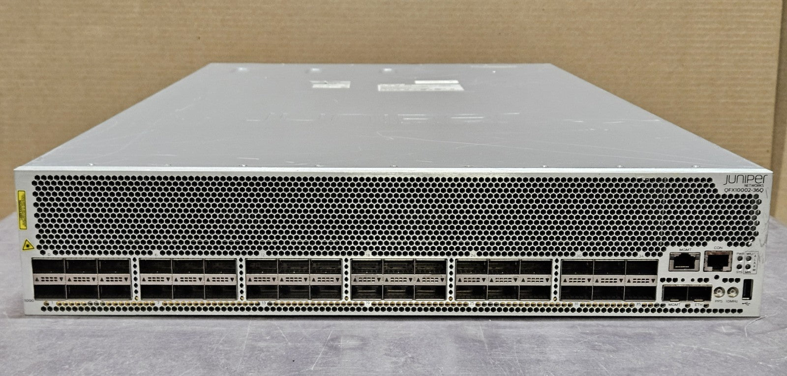Juniper 36/12-Port 40/100GB QSFP+ Network Switch w/ 2x PSU QFX10002-36Q NO SSD1