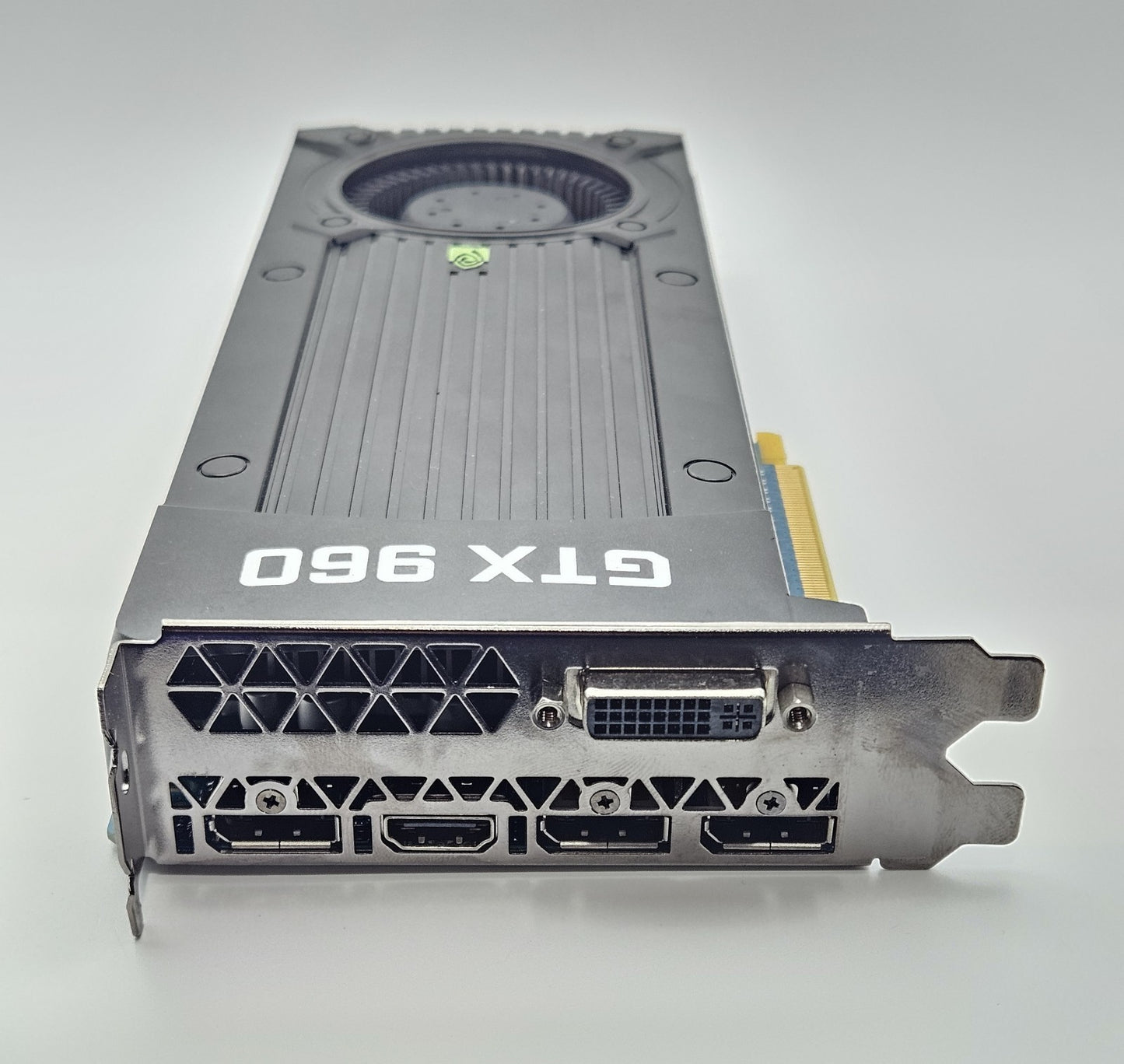 Nvidia GeForce GTX 960 2GB GDDR5 PCI-E 3.0 x16 Video Graphics Card 1