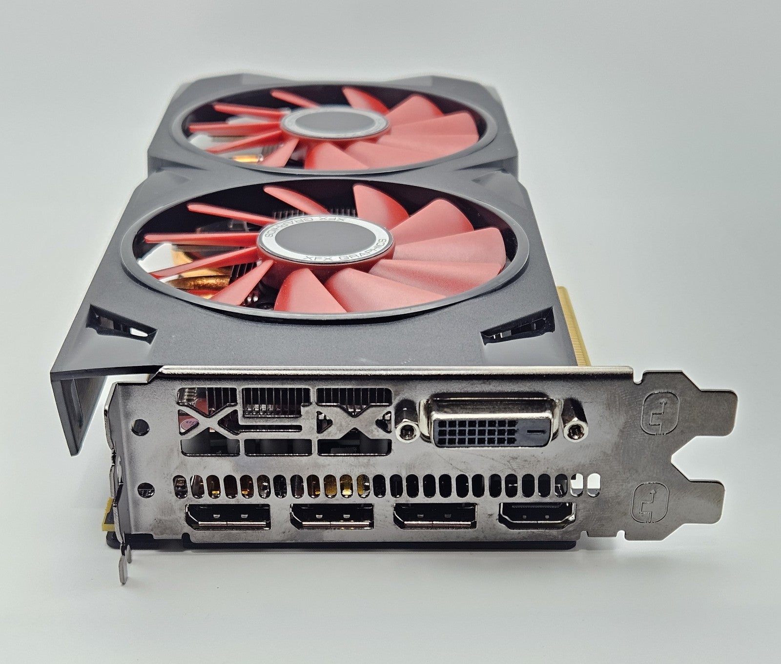 XFX RX 570 8GB GDDR5 PCI-E 3.0 x16 Video Graphics Card RX-570P8D1