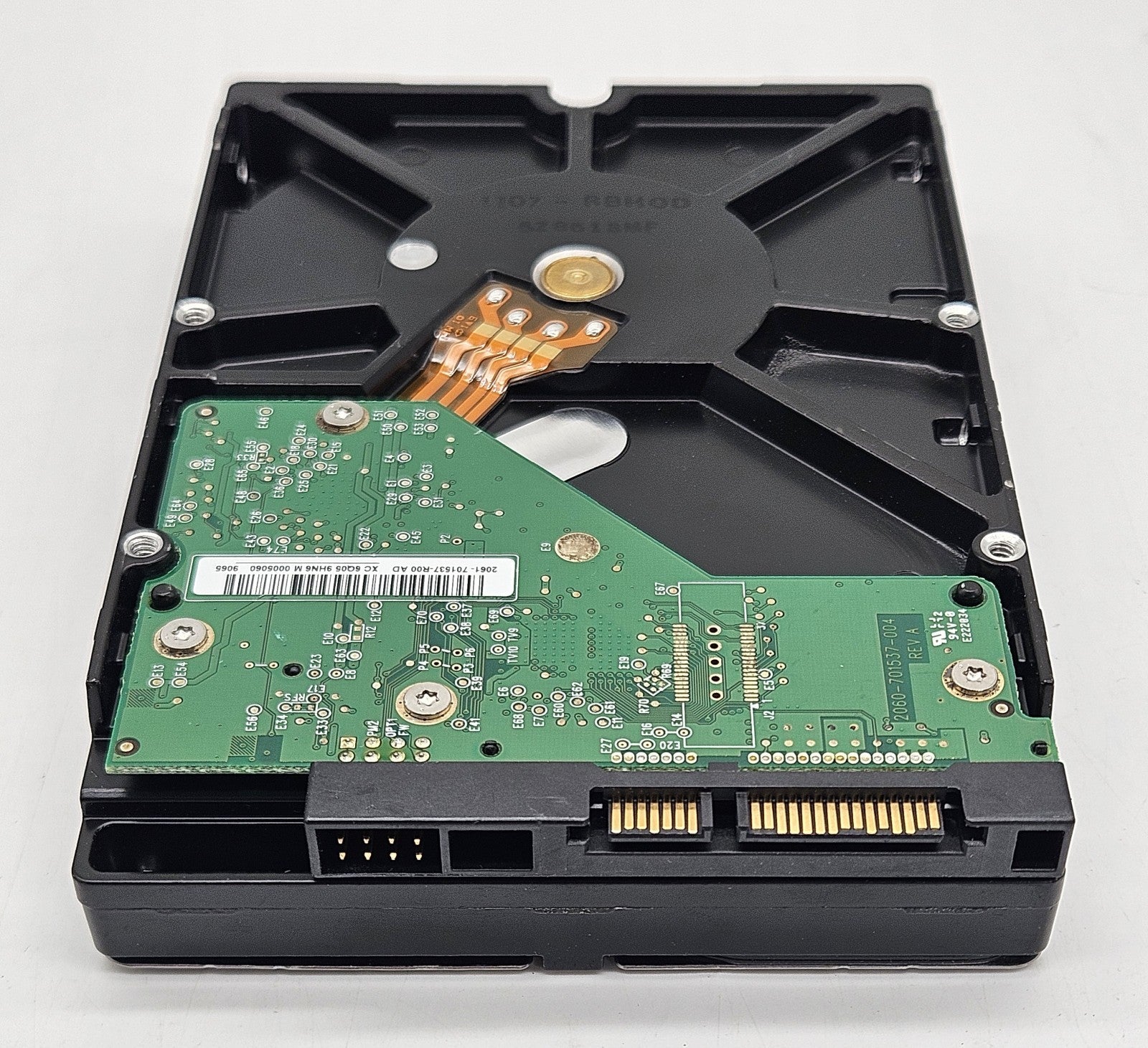 LOT OF 2 Western Digital Green 1TB 7200RPM SATA 3Gbps 3.5" Hard Drive WD10EACS2