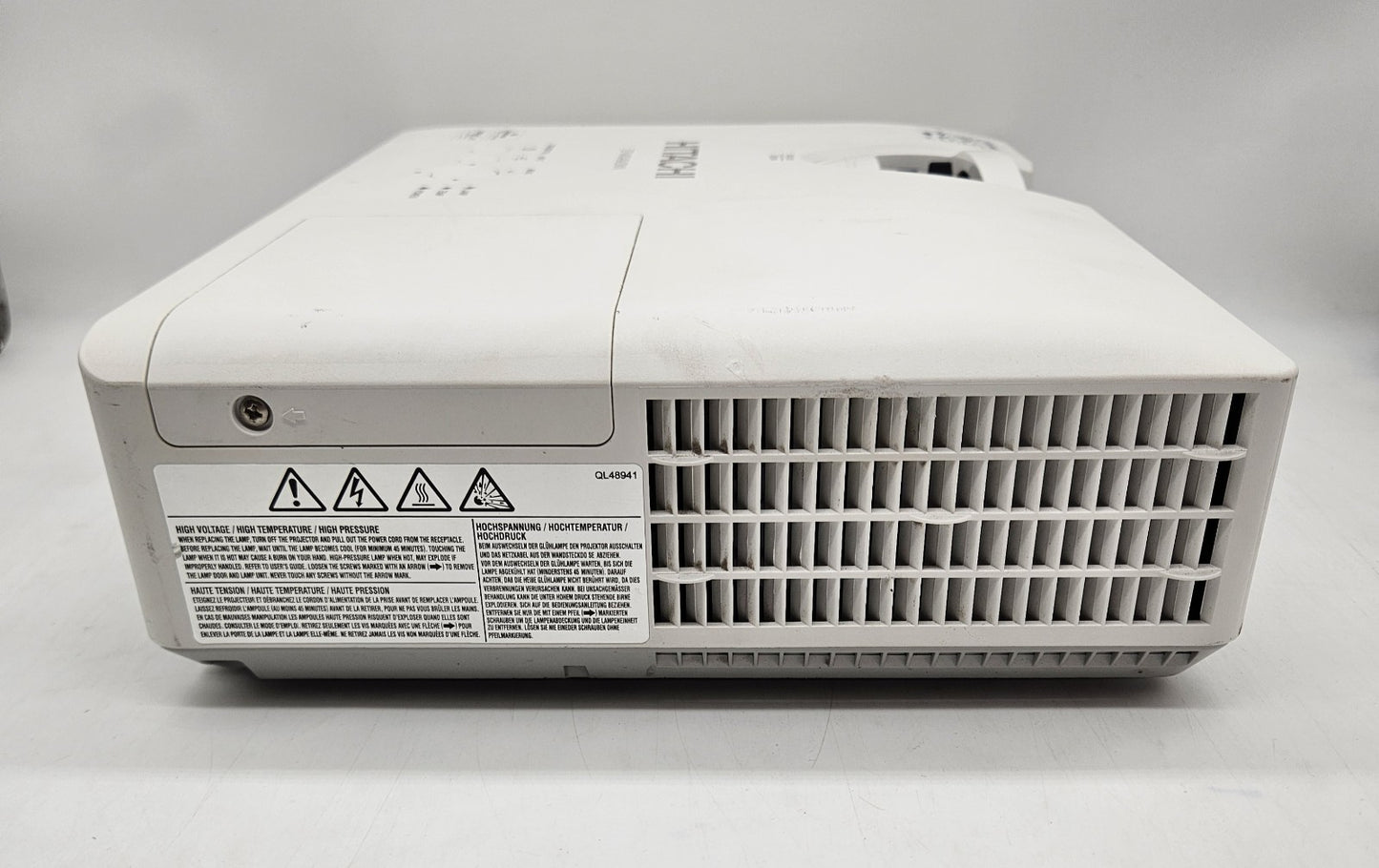 Hitachi WXGA 3LCD 4000Lumen Projector 2019 Hours (Slight Green Tint) CP-WX4042WN4