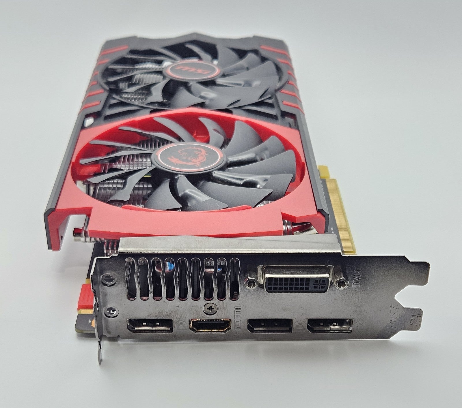 MSI GeForce GTX 950 Gaming 2GB GDDR5 PCI-E 3.0 x16 Video Graphics Card 1