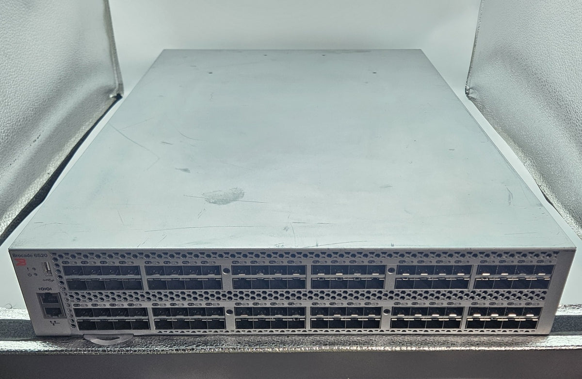 Brocade DS-6520 96-Port Active 16Gb SFP FC Network Switch w/Lic NA-6520-48-8G-R0