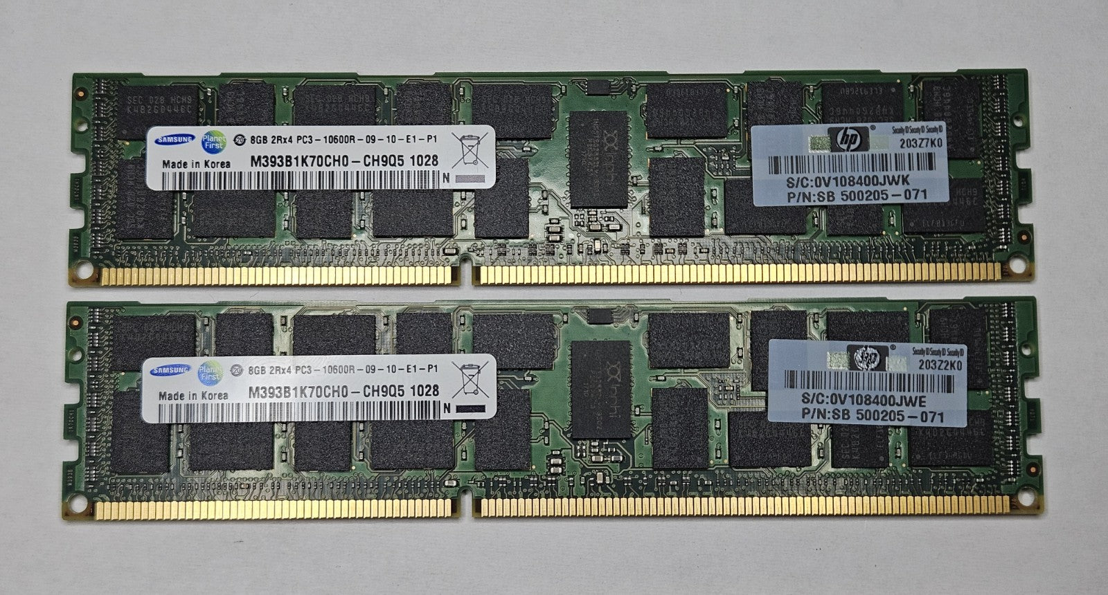 LOT OF 2 Samsung 8GB PC3-10600 DDR3-1333MHz ECC REG Server RAM M393B1K70CH0-CH90