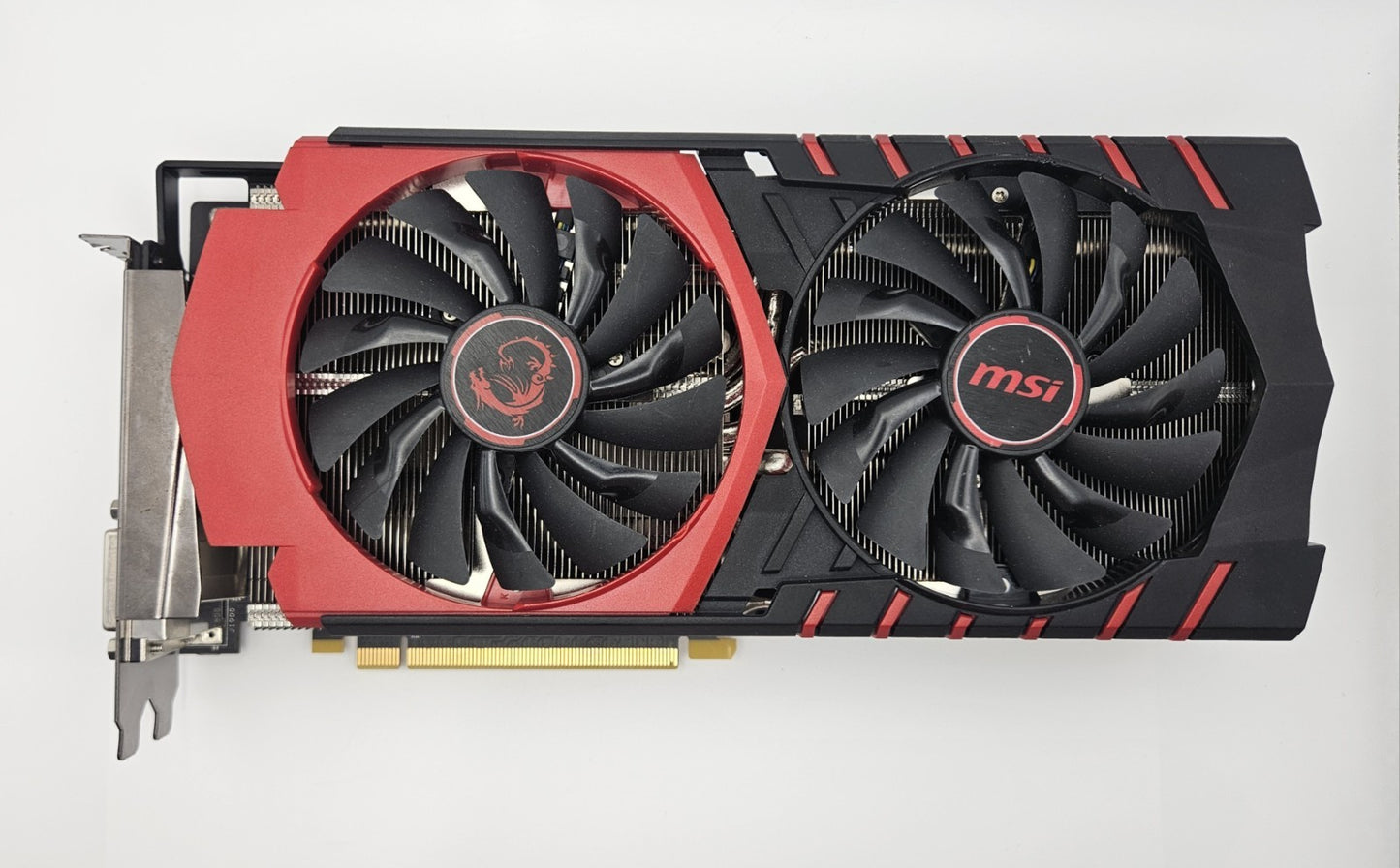 MSI Radeon R9 390X 8GB GDDR5 PCI-E 3.0 x16 Video Graphics Card2